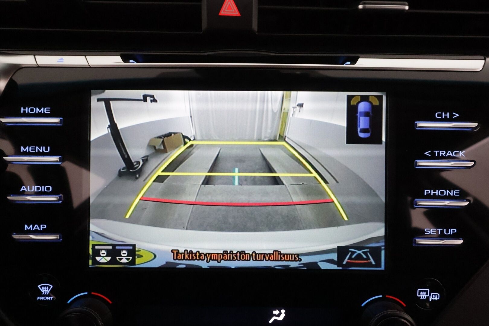 TOYOTA CAMRY 2019 2,5 Hybrid Style *Adapt.vakkari / Nahkasisusta / Kaistavahti / P-Kamera / Navi / Keyless / Sähköpenkit* - Kahdet renkaat aluvanteilla / Näyttävät ja siisti yksilö / 1-omisteinen