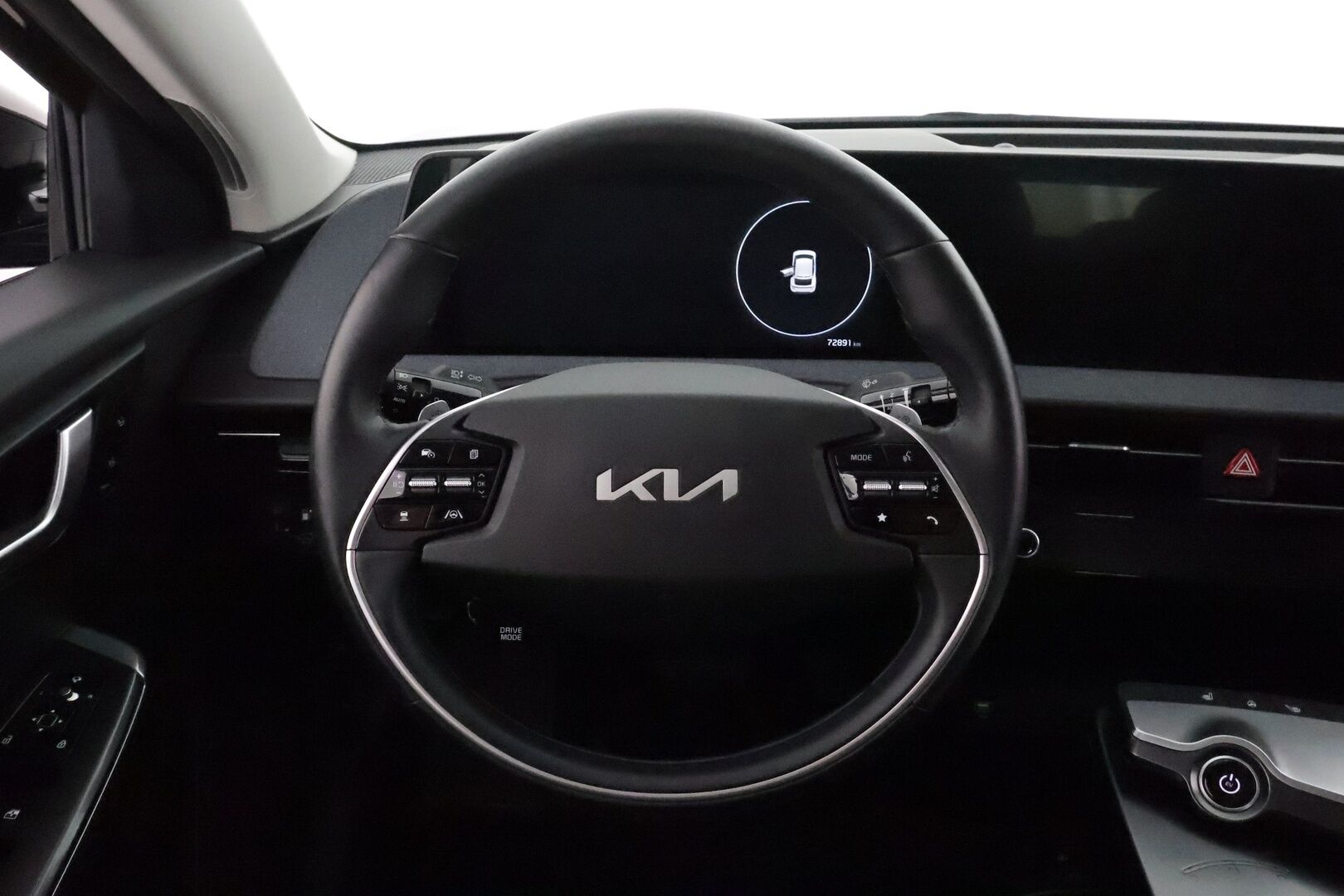 KIA EV6 2023 RWD 77kWh 229hv *ACC / P.kamera / ILP / Koukku / Muistipenkki / Navi / LED* - Akku kuntotarkastettu / Kahdet renkaat aluvanteilla / Merkkihuollettu
