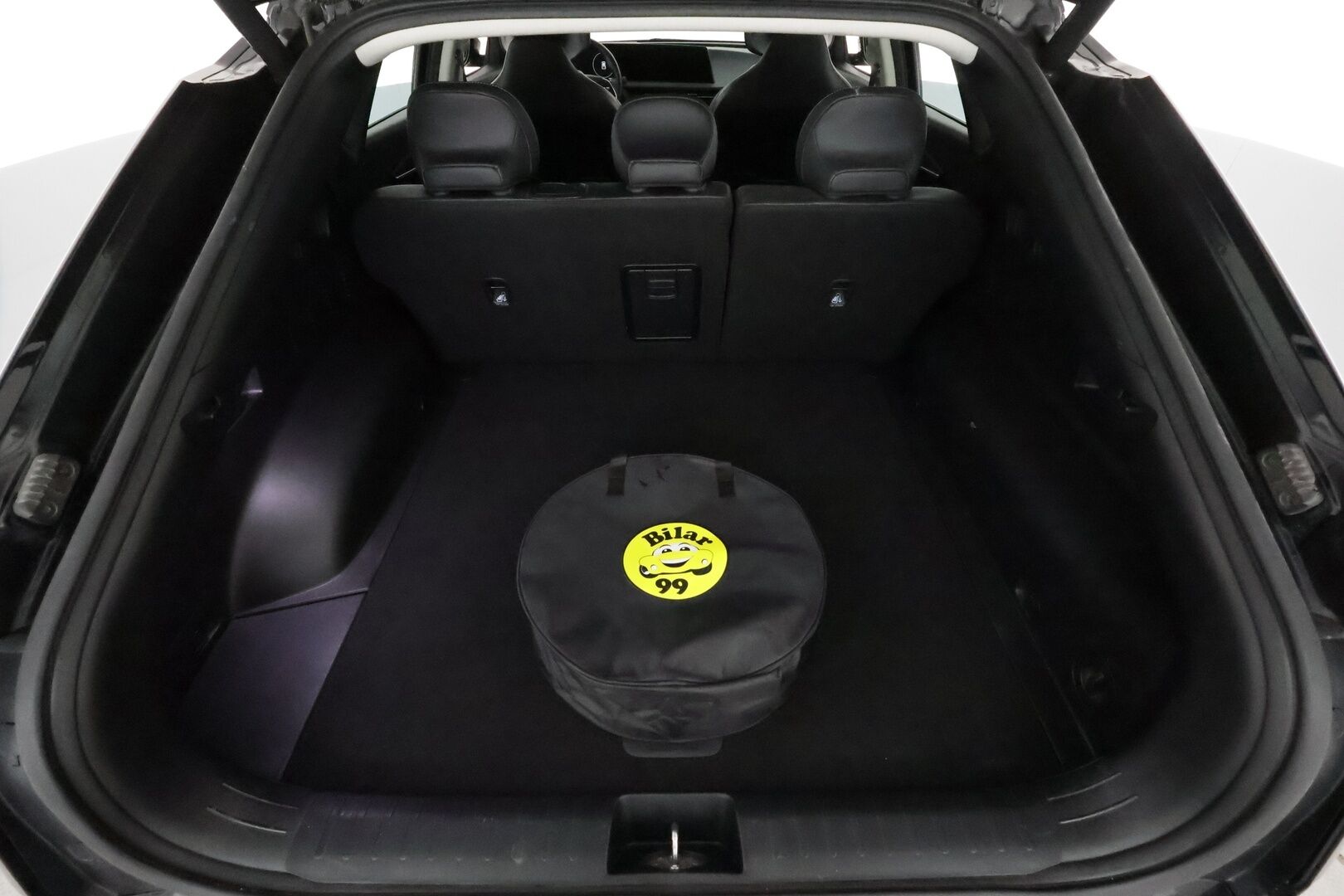 KIA EV6 2023 RWD 77kWh 229hv *ACC / P.kamera / ILP / Koukku / Muistipenkki / Navi / LED* - Akku kuntotarkastettu / Kahdet renkaat aluvanteilla / Merkkihuollettu