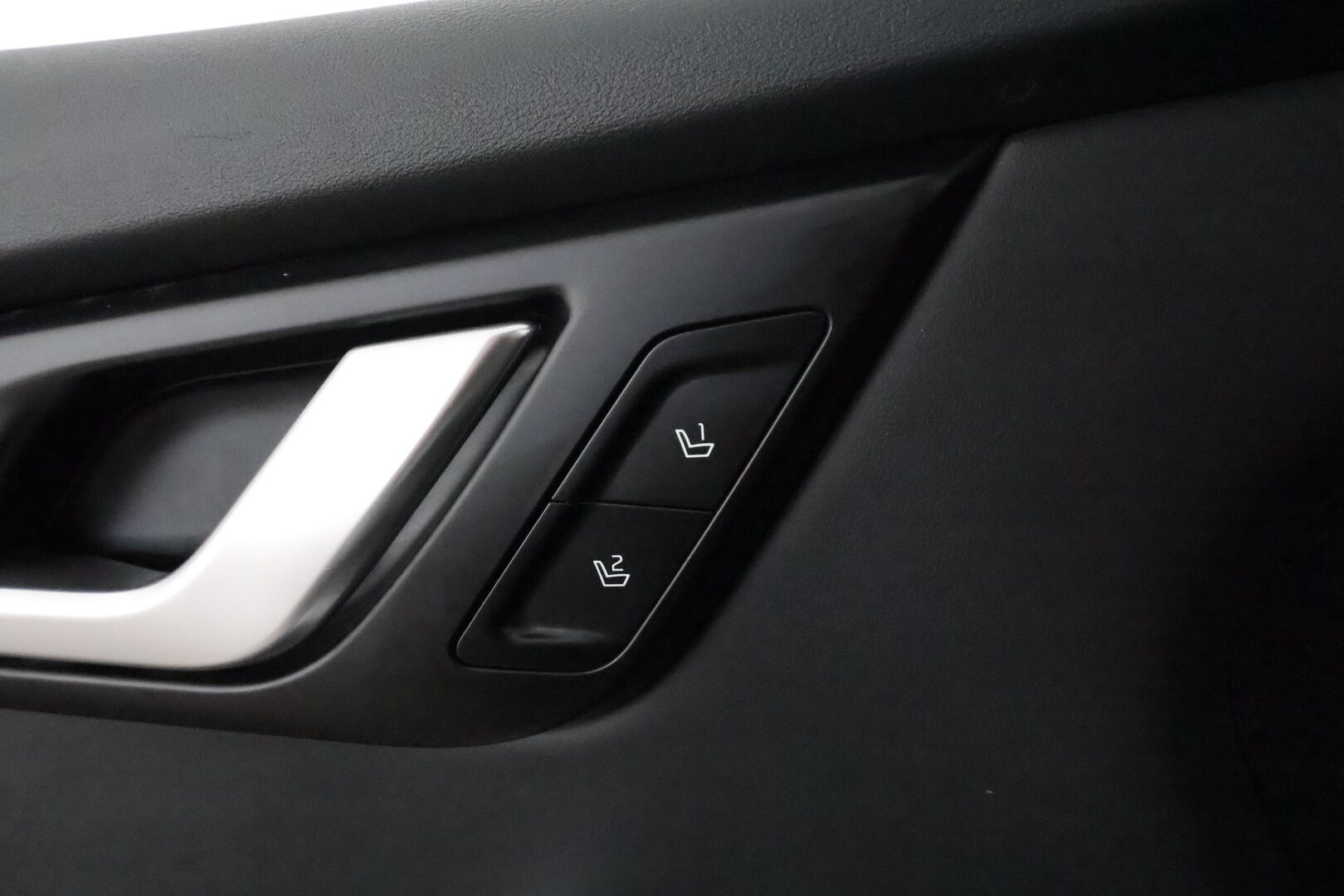 KIA EV6 2023 RWD 77kWh 229hv *ACC / P.kamera / ILP / Koukku / Muistipenkki / Navi / LED* - Akku kuntotarkastettu / Kahdet renkaat aluvanteilla / Merkkihuollettu