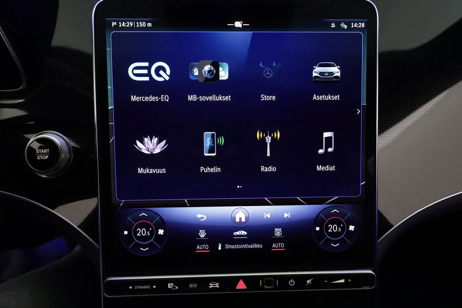 MERCEDES-BENZ EQE 2023 300 89kWh Avantgarde *Burmester / Distronic / Digital Lights / 360° / Muistinahat / Navi / Kaistavahti / Keyless* - Kahdet Renkaat