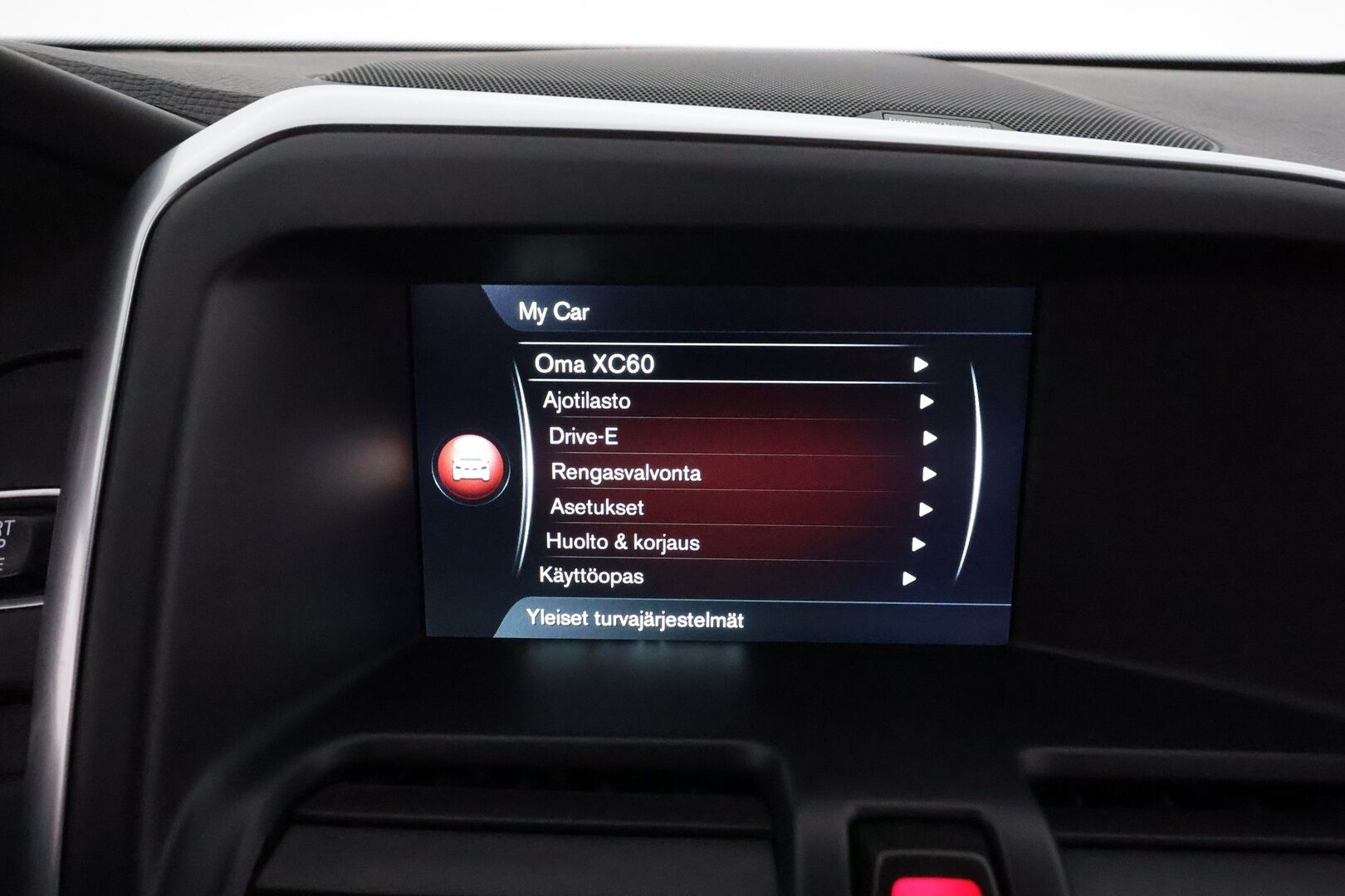 Volvo XC60 2016 D4 AWD Business Summum aut *ACC / Panorama / Four-C / Aktiiv.Xenon / BLIS / H&K / Koukku / Webasto / Muistipenkki* - Kahdet renkaat aluvanteilla