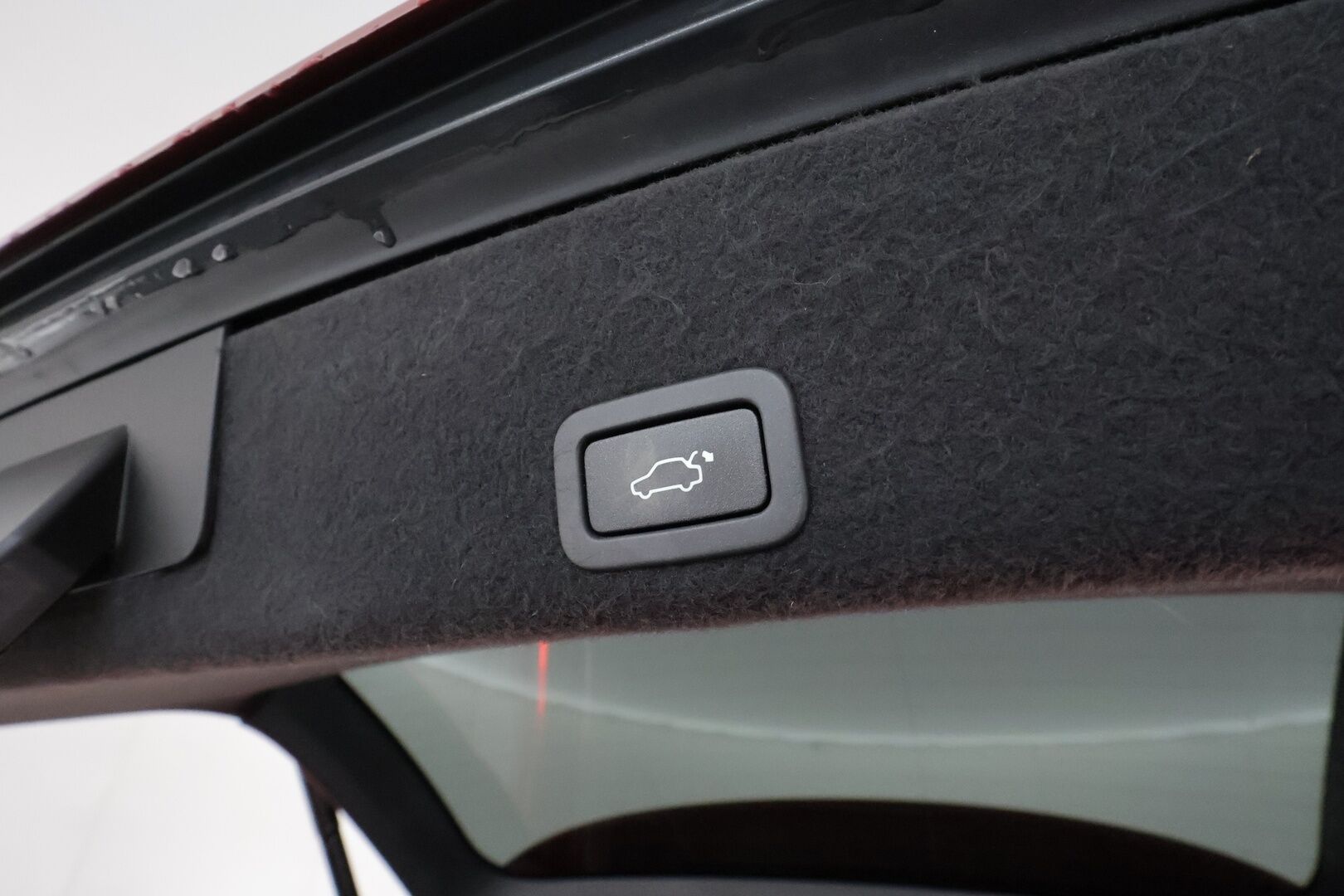 Volvo XC60 2016 D4 AWD Business Summum aut *ACC / Panorama / Four-C / Aktiiv.Xenon / BLIS / H&K / Koukku / Webasto / Muistipenkki* - Kahdet renkaat aluvanteilla