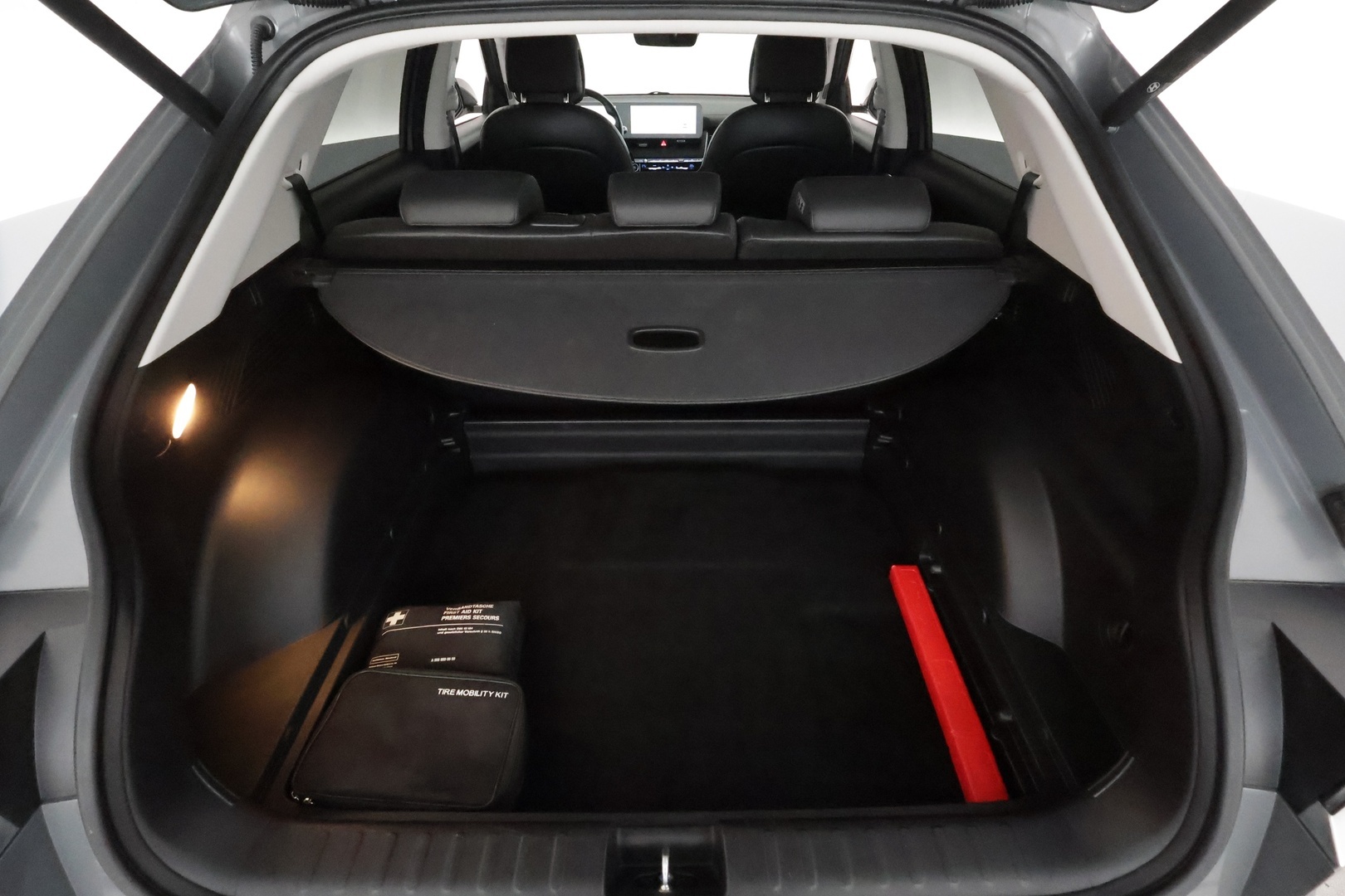 HYUNDAI IONIQ 5 2021 73 kWh 217 hv Style *ACC / P.kamera / ILP / Sähköpenkit / LED / Navi / Widescreen / KeylessGo / Puolinahat* - Akku kuntotarkastettu / Merkkihuollettu