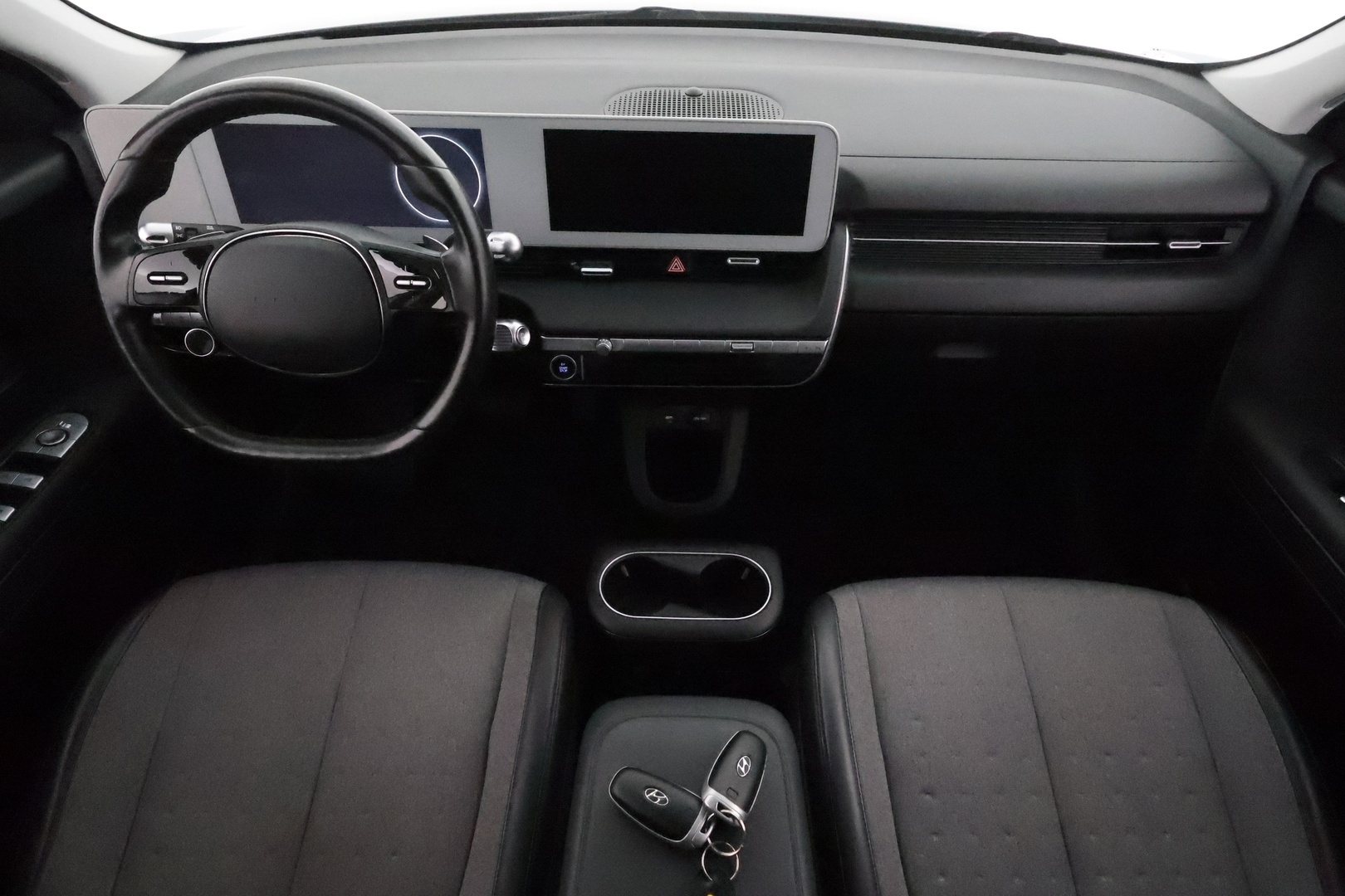 HYUNDAI IONIQ 5 2021 73 kWh 217 hv Style *ACC / P.kamera / ILP / Sähköpenkit / LED / Navi / Widescreen / KeylessGo / Puolinahat* - Akku kuntotarkastettu / Merkkihuollettu