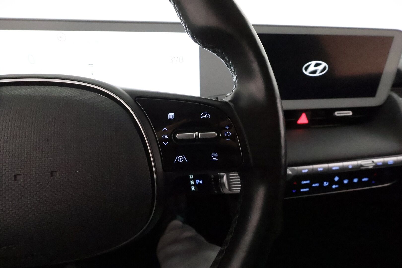 HYUNDAI IONIQ 5 2021 73 kWh 217 hv Style *ACC / P.kamera / ILP / Sähköpenkit / LED / Navi / Widescreen / KeylessGo / Puolinahat* - Akku kuntotarkastettu / Merkkihuollettu