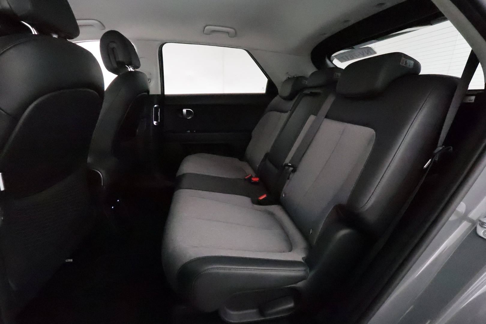 HYUNDAI IONIQ 5 2021 73 kWh 217 hv Style *ACC / P.kamera / ILP / Sähköpenkit / LED / Navi / Widescreen / KeylessGo / Puolinahat* - Akku kuntotarkastettu / Merkkihuollettu