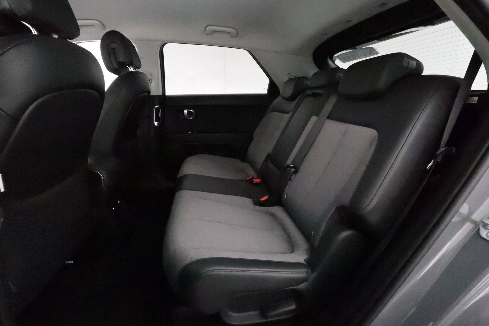 HYUNDAI IONIQ 5 2021 73 kWh 217 hv Style *ACC / P.kamera / ILP / Sähköpenkit / LED / Navi / Widescreen / KeylessGo / Puolinahat* - Akku kuntotarkastettu / Merkkihuollettu