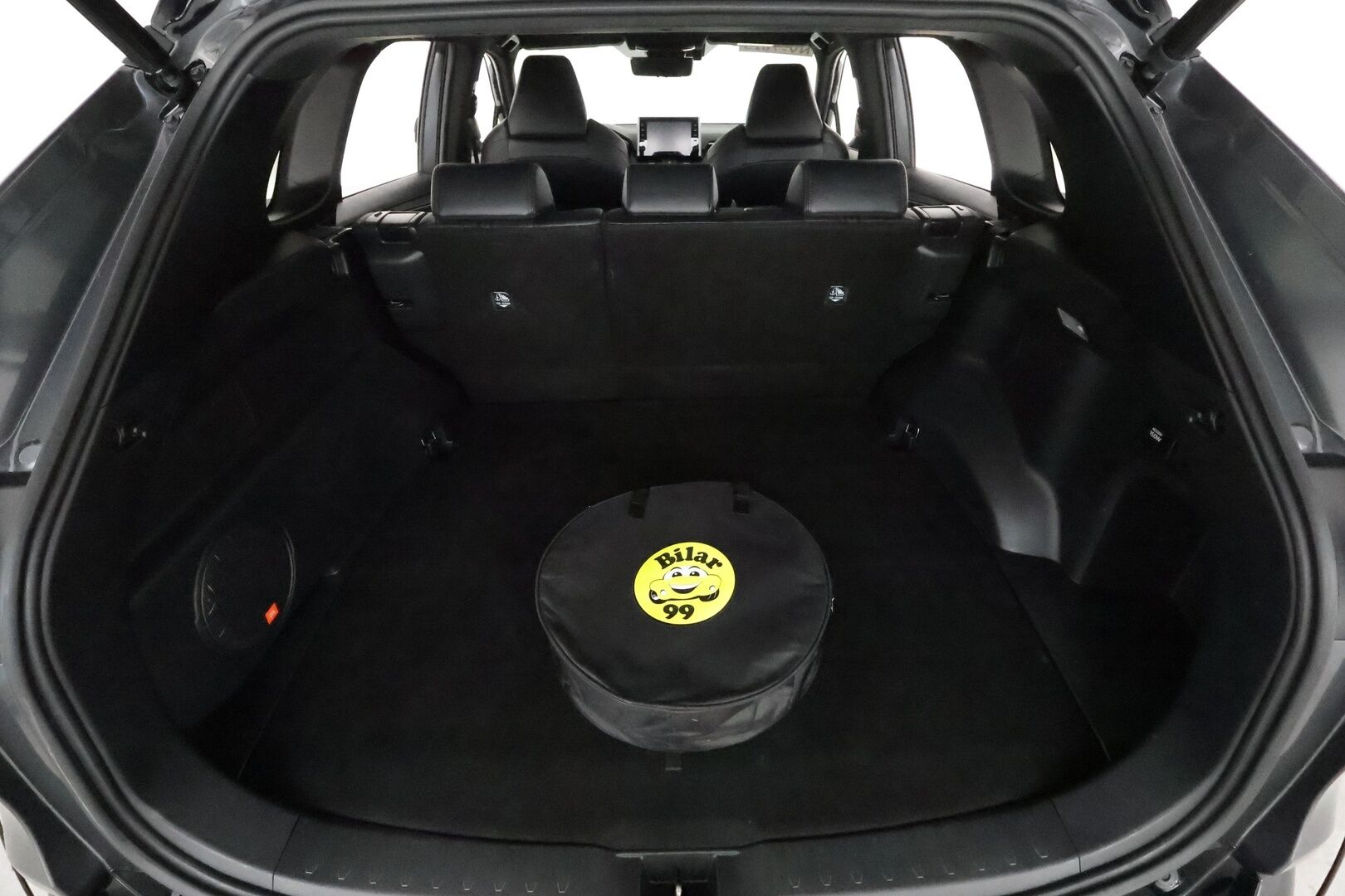 TOYOTA RAV4 PLUG-IN 2020 2,5 Hybrid Premium *ACC / HUD / Panorama / 360° / Ilmastoidut nahat / Muistipenkki / JBL / LED / Navi / KeylessGo* - Kahdet renkaat aluvanteilla / Merkkihuollettu