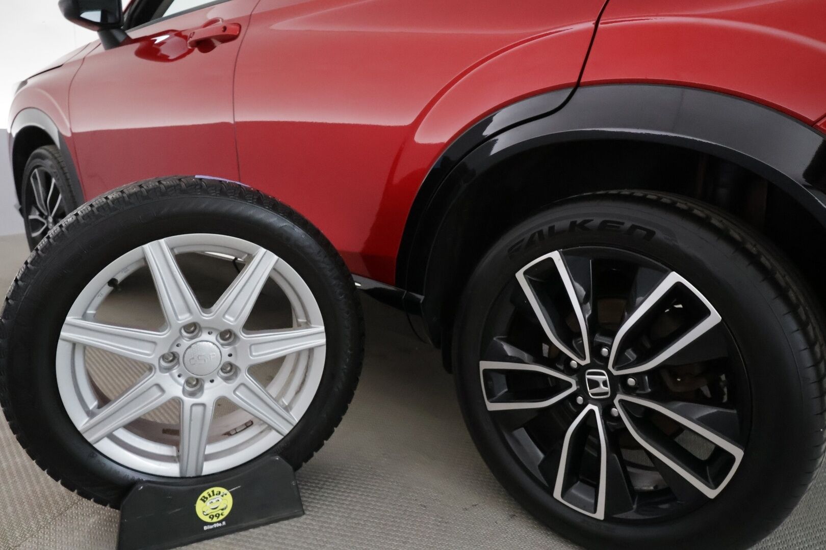 HONDA HR-V 2022 Hybrid Advance *ACC / P.kamera / KeylessGo / Navi / LED / Apple&Android / Puolinahat* - 2x Avain / 2x Renkaat - HULLU BLACKWEEK KORKOTARJOUS 2,49%