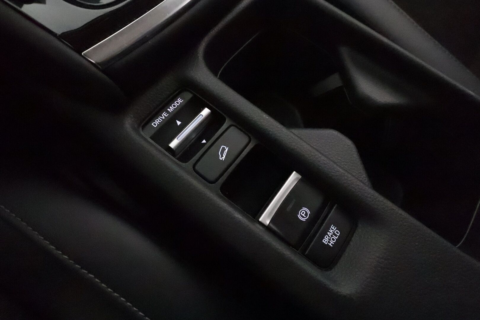 HONDA HR-V 2022 Hybrid Advance *ACC / P.kamera / KeylessGo / Navi / LED / Apple&Android / Puolinahat*
