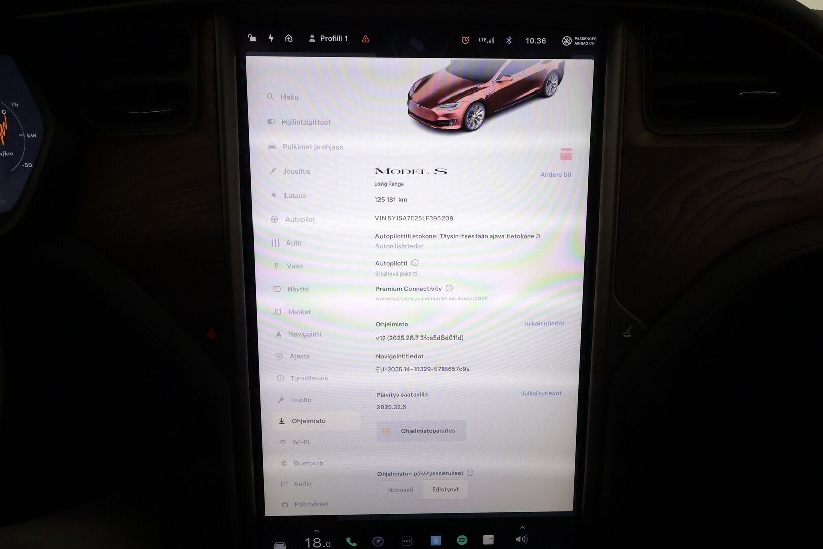 TESLA MODEL S 2020 100kWh Long Range AWD *Ilma-alusta / Lasikatto / ACC / LED / P.Kamera / Muistipenkki / Premium Audio / Kaistavahti* - Kahdet Renkaat