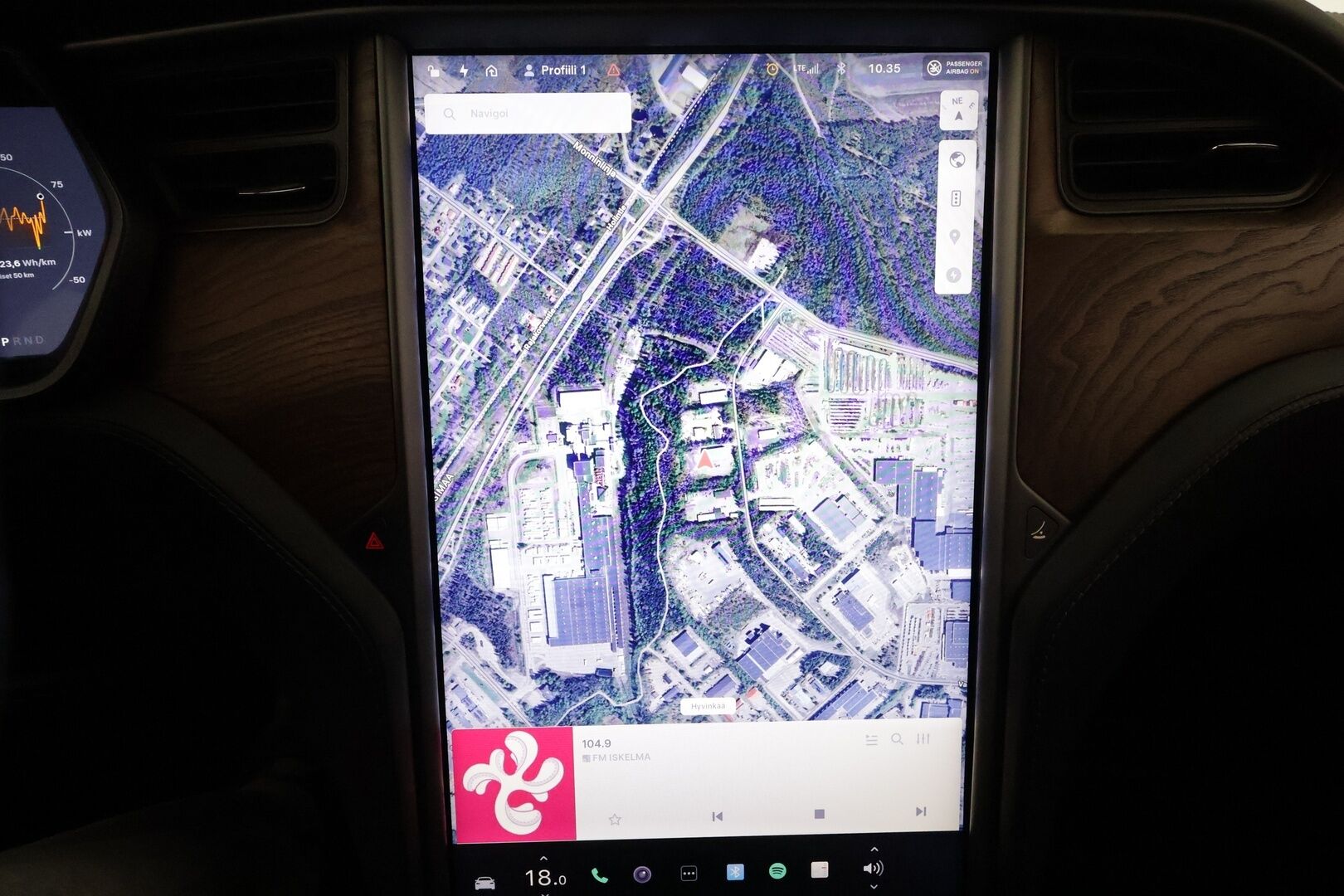 TESLA MODEL S 2020 100kWh Long Range AWD *Ilma-alusta / Lasikatto / ACC / LED / P.Kamera / Muistipenkki / Premium Audio / Kaistavahti* - Kahdet Renkaat