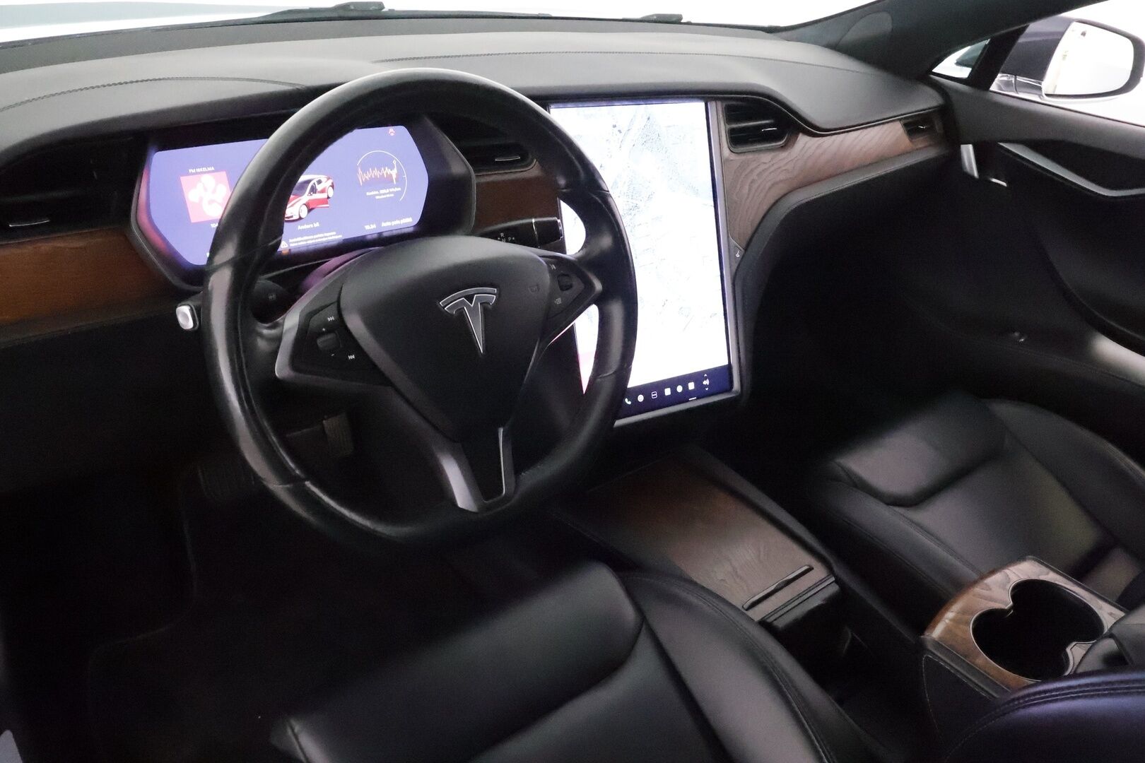 TESLA MODEL S 2020 100kWh Long Range AWD *Ilma-alusta / Lasikatto / ACC / LED / P.Kamera / Muistipenkki / Premium Audio / Kaistavahti* - Kahdet Renkaat
