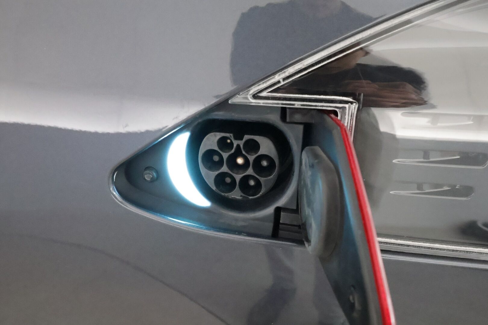 TESLA MODEL S 2020 100kWh Long Range AWD *Ilma-alusta / Lasikatto / ACC / LED / P.Kamera / Muistipenkki / Premium Audio / Kaistavahti* - Kahdet Renkaat