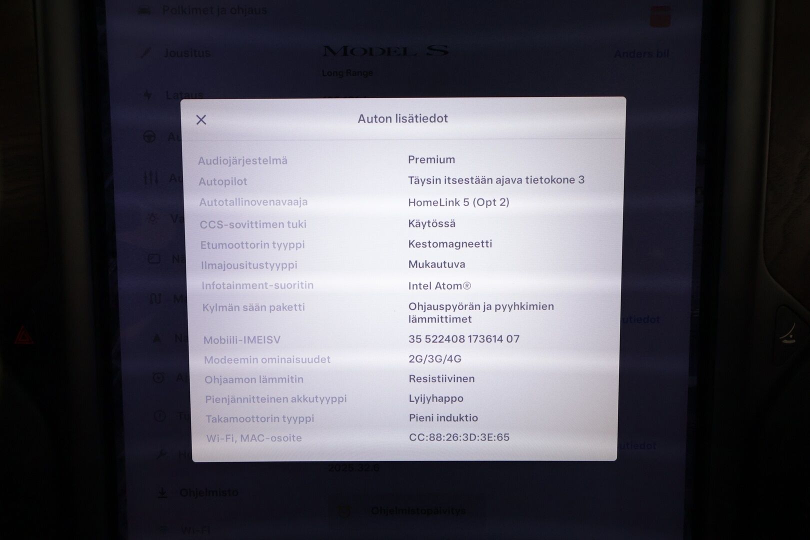 TESLA MODEL S 2020 100kWh Long Range AWD *Ilma-alusta / Lasikatto / ACC / LED / P.Kamera / Muistipenkki / Premium Audio / Kaistavahti* - Kahdet Renkaat
