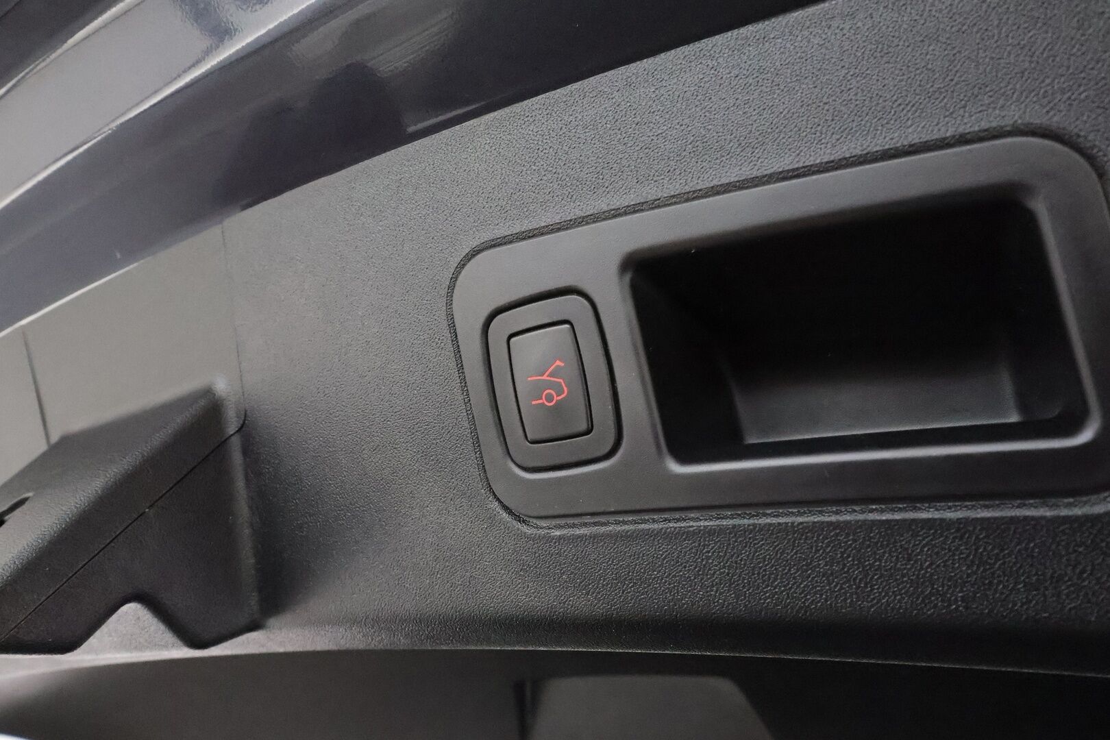TESLA MODEL S 2020 100kWh Long Range AWD *Ilma-alusta / Lasikatto / ACC / LED / P.Kamera / Muistipenkki / Premium Audio / Kaistavahti* - Kahdet Renkaat