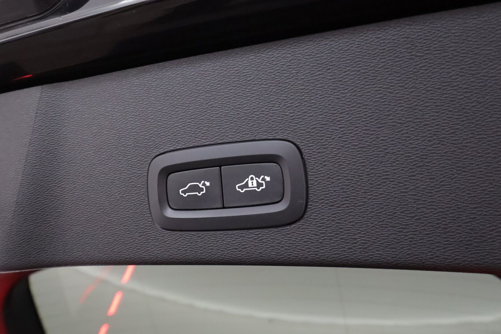 Volvo C40 2023 Recharge Twin Motor Ultimate *H&K / ILP / Koukku / Lasikatto / ACC / LED / 360° / Sportpenkki Muistilla / Google Maps* - *HUIPPU KAMOILLA*