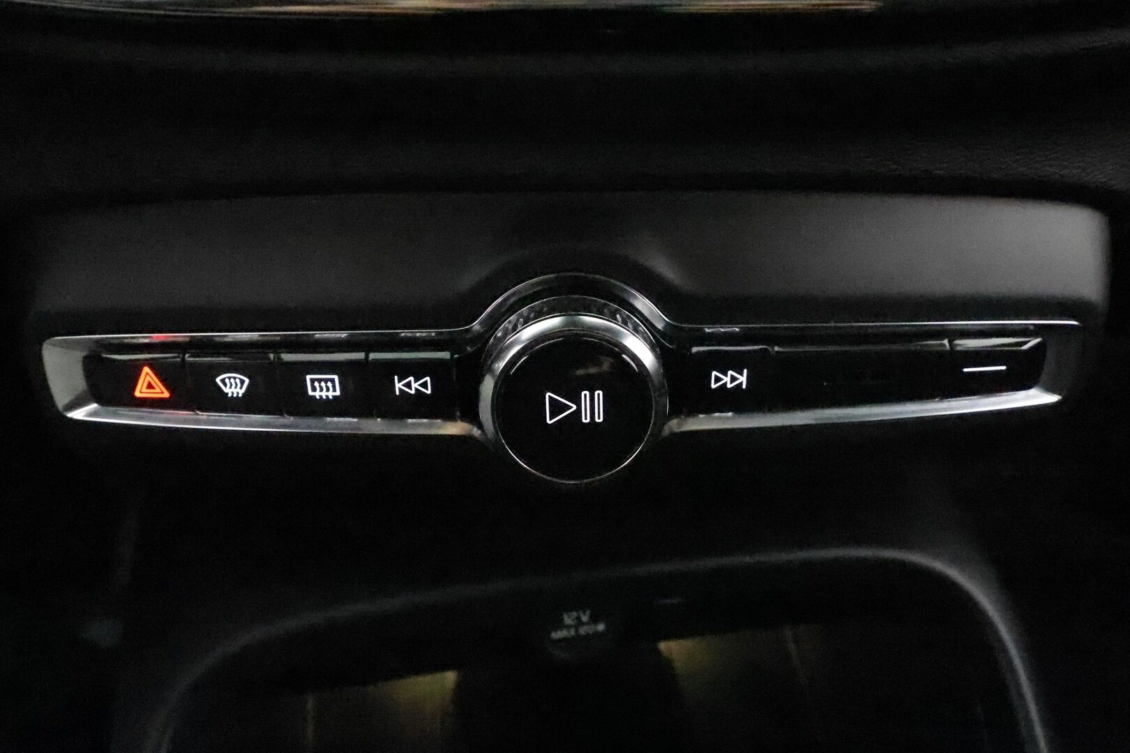 Volvo C40 2023 Recharge Twin Motor Ultimate *H&K / ILP / Koukku / Lasikatto / ACC / LED / 360° / Sportpenkki Muistilla / Google Maps* - *HUIPPU KAMOILLA*