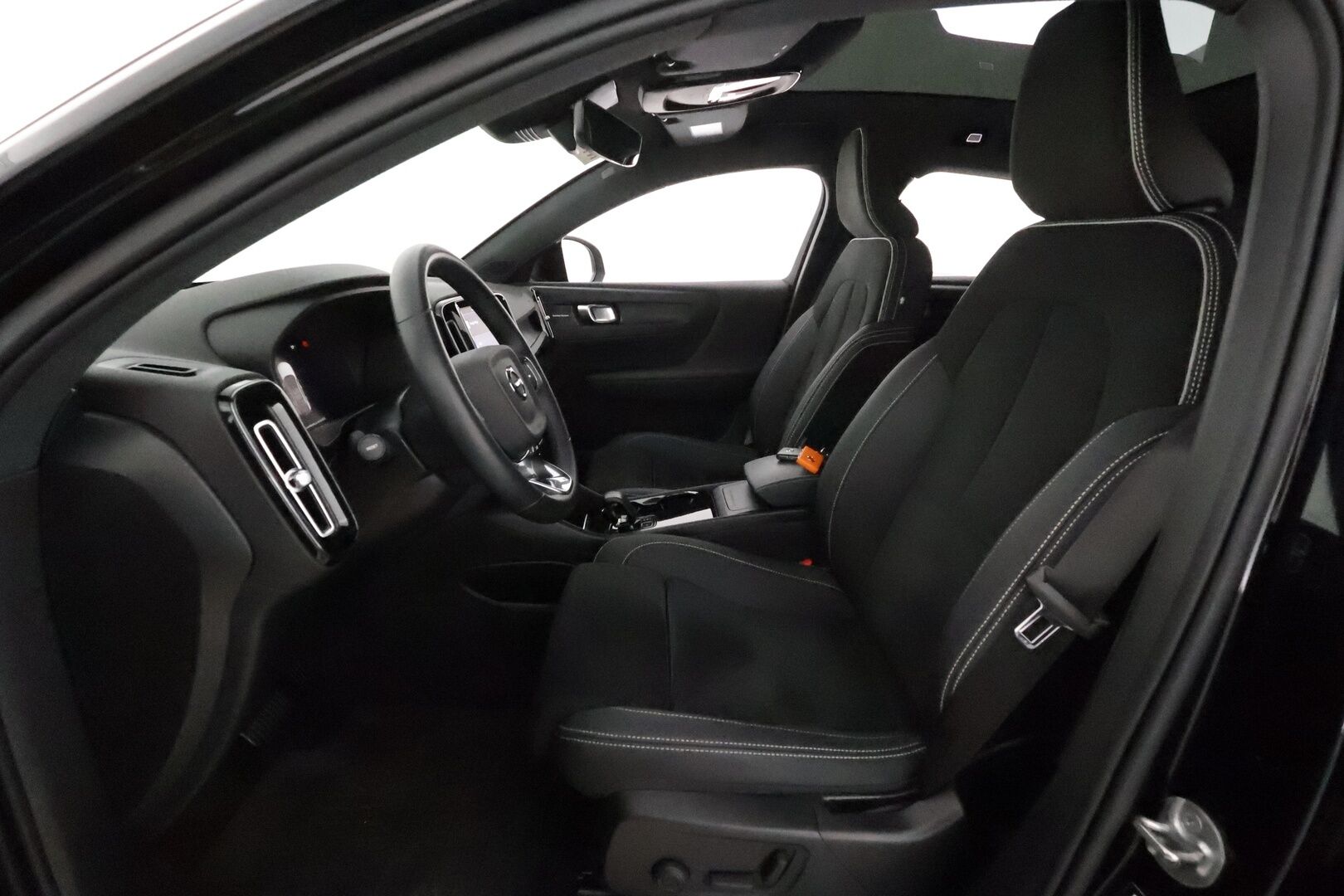 Volvo C40 2023 Recharge Twin Motor Ultimate *H&K / ILP / Koukku / Lasikatto / ACC / LED / 360° / Sportpenkki Muistilla / Google Maps* - *HUIPPU KAMOILLA*