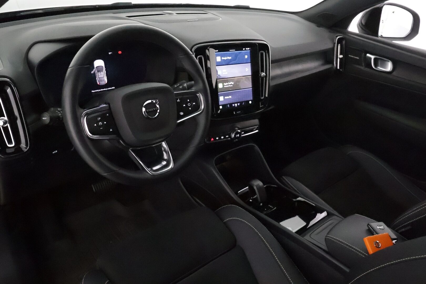 Volvo C40 2023 Recharge Twin Motor Ultimate *H&K / ILP / Koukku / Lasikatto / ACC / LED / 360° / Sportpenkki Muistilla / Google Maps* - *HUIPPU KAMOILLA*