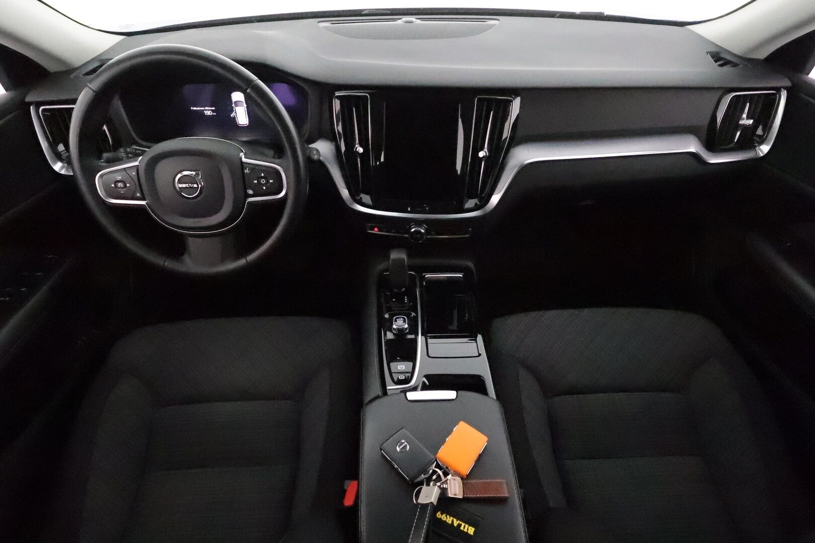 Volvo V60 2023 T6 Long Range Core Bright * ACC / BLIS / P.kamera / LED / Navi / Facelift / Koukku / KeylessGo * - Akku kuntotarkastettu / Kahdet renkaat aluvanteilla / Merkkihuollettu