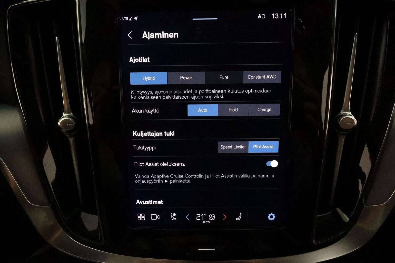 Volvo V60 2023 T6 Long Range Core Bright * ACC / BLIS / P.kamera / LED / Navi / Facelift / Koukku / KeylessGo * - Akku kuntotarkastettu / Kahdet renkaat aluvanteilla / Merkkihuollettu