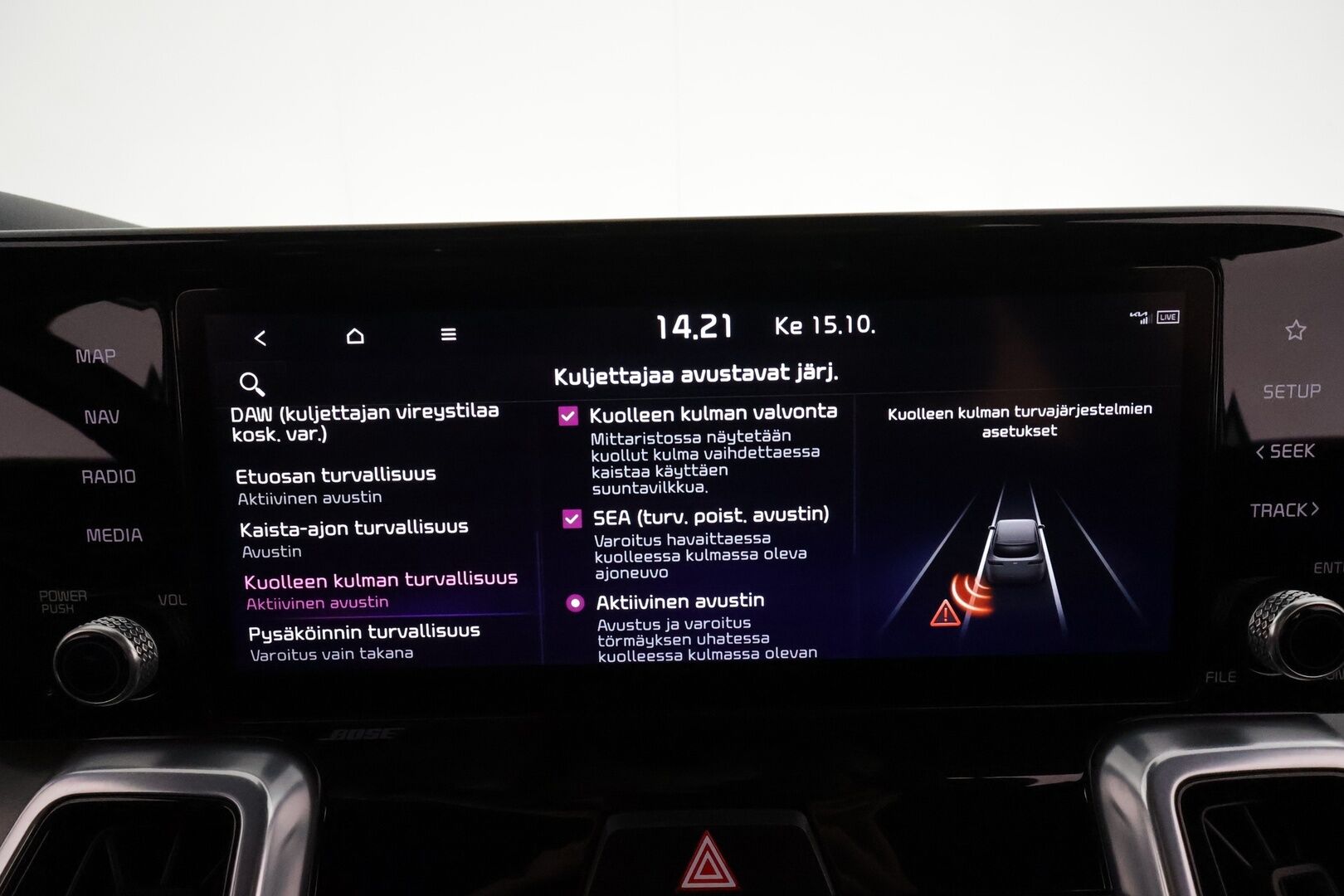 KIA SORENTO 2022 1,6 T-GDI Plug-in Hybrid AWD Business Luxury AT 7P * ACC / HUD / Ilmastoidut nahat / Muistipenkki / Bose / 360° * - Akku kuntotarkastettu / Koukku / Merkkihuollettu