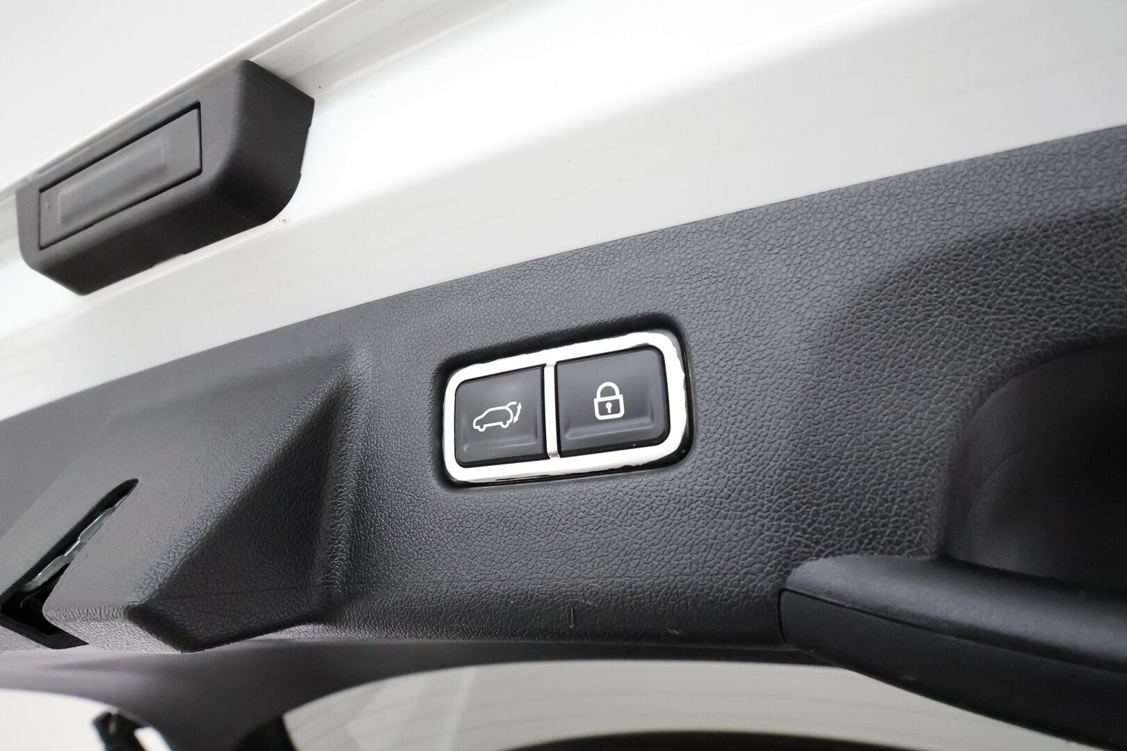 KIA SORENTO 2022 1,6 T-GDI Plug-in Hybrid AWD Business Luxury AT 7P * ACC / HUD / Ilmastoidut nahat / Muistipenkki / Bose / 360° * - Akku kuntotarkastettu / Koukku / Merkkihuollettu