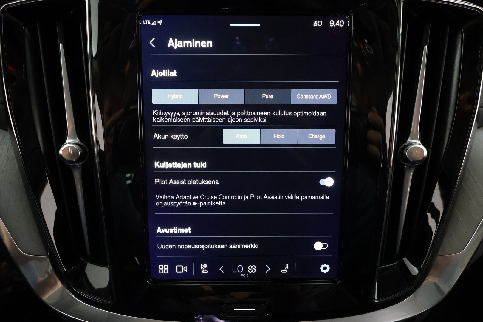 Volvo S60 2024 T8 AWD Recharge Ultimate Dark * B&W / Panorama / ACC / Full-LED / 360° / Hierovat&Ilmastoidut Sporttinahat Muistilla * - Juuri huollettu! / Akku kuntotarkastettu