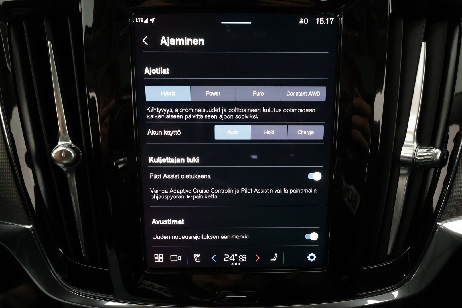 Volvo S90 2024 T8 Ultimate Dark * ACC / HUD / Lasikattoluukku / H&K / Muistipenkit / Full LED / Facelift / BLIS / Sporttinahat * - Ilma-alusta / 360° / Merkkihuollettu / Hyvät varusteet!