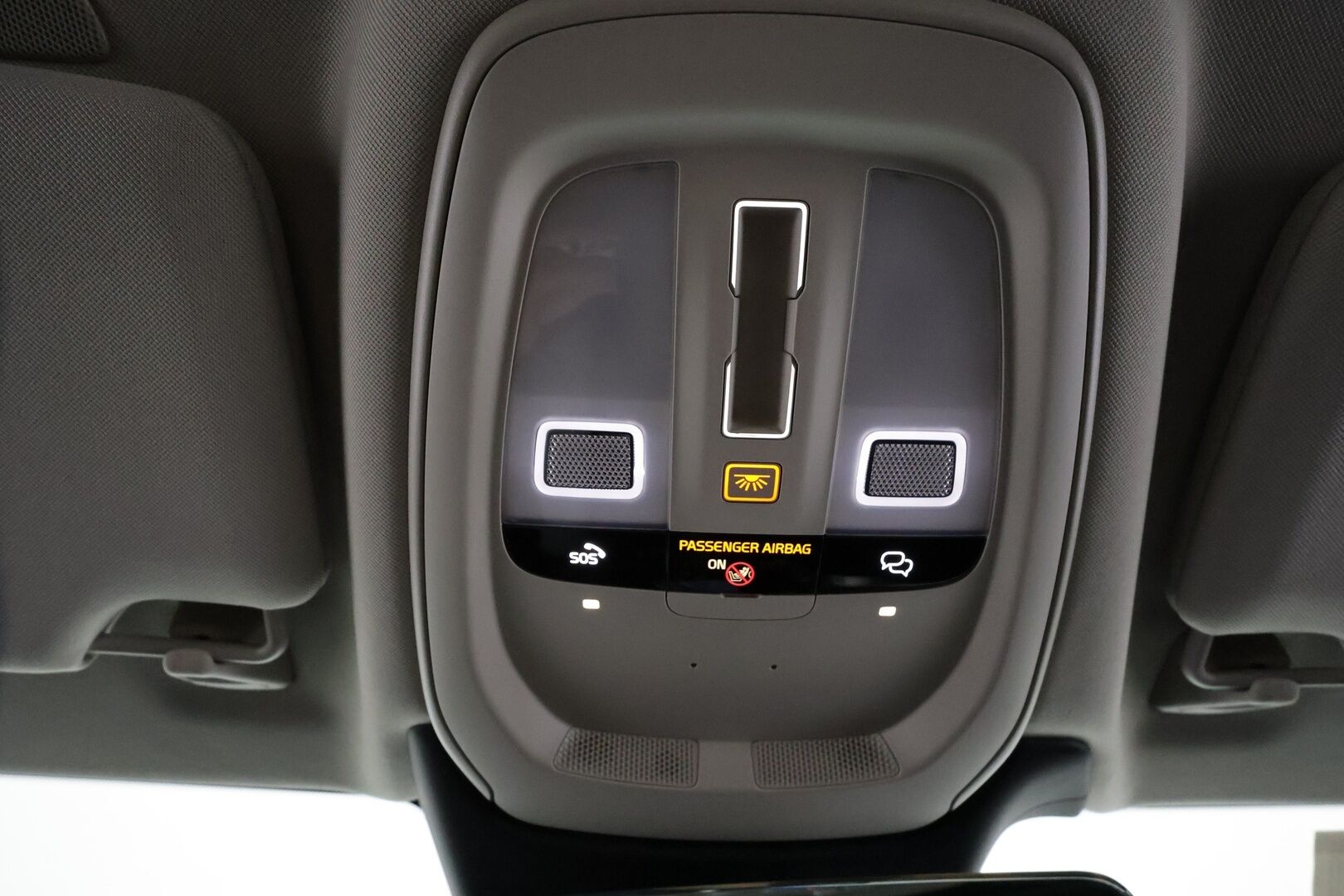 Volvo S90 2024 T8 Ultimate Dark * ACC / HUD / Lasikattoluukku / H&K / Muistipenkit / Full LED / Facelift / BLIS / Sporttinahat * - Ilma-alusta / 360° / Merkkihuollettu / Hyvät varusteet!