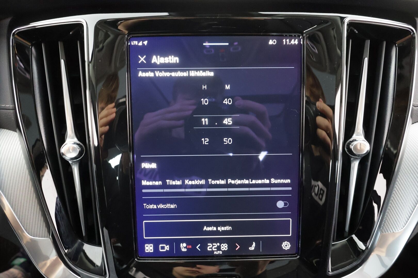 Volvo S60 2024 T8 AWD Recharge Ultimate Dark * ACC / HUD / Panorama / H&K / 360° / Muistipenkit / BLIS / Facelift / Full LED * - Akku kuntotarkastettu! / Merkkihuollettu