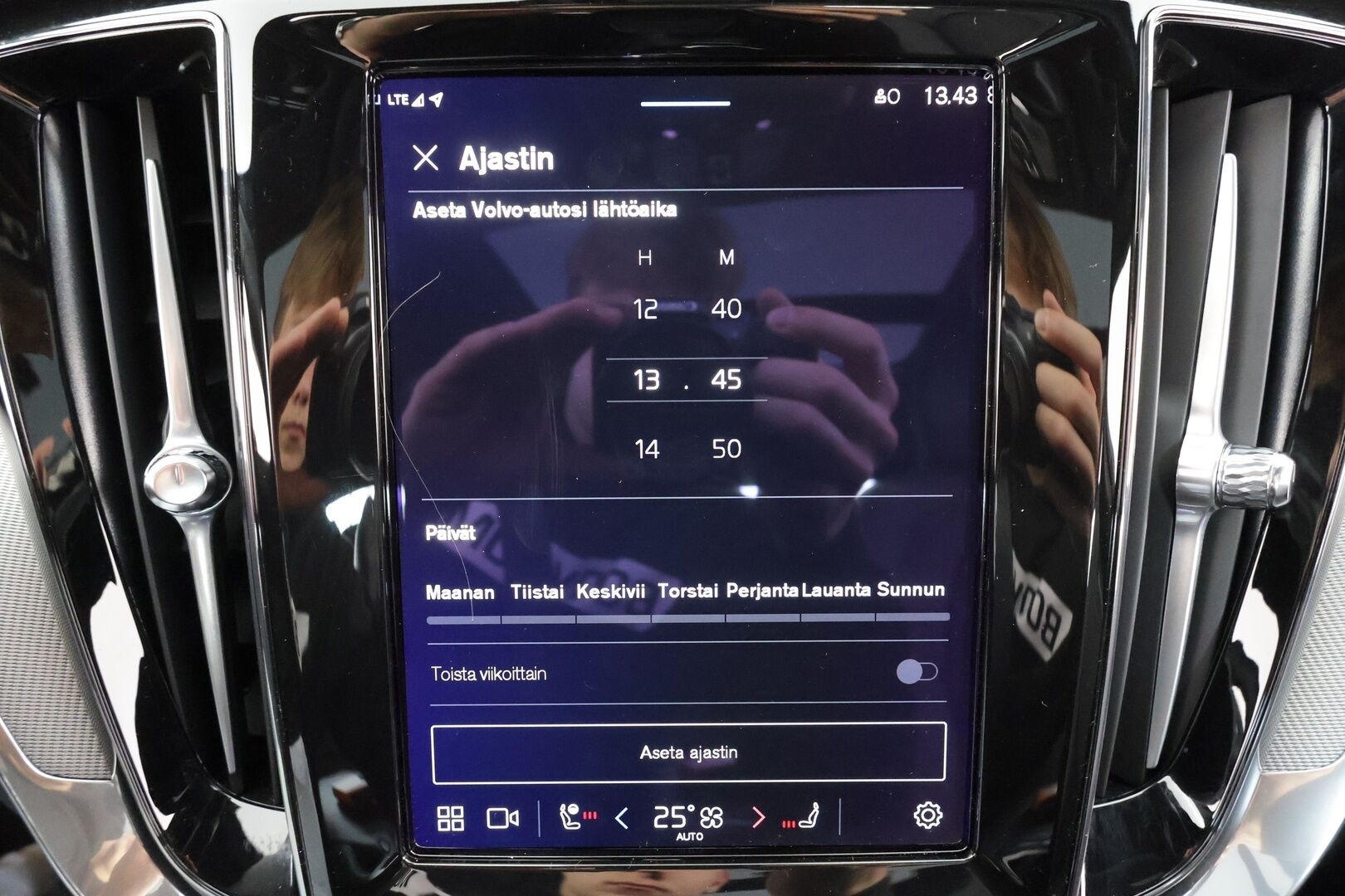 Volvo S60 2024 T8 AWD Recharge Ultimate Dark * ACC / HUD / B&W / 360° / Muistipenkit / Panorama / Full LED / BLIS * - Akku kuntotarkastettu! / Merkkihuollettu 09/2025 / Facelift - HULLUT JOULUT KORKOTARJOUS 2,49% 