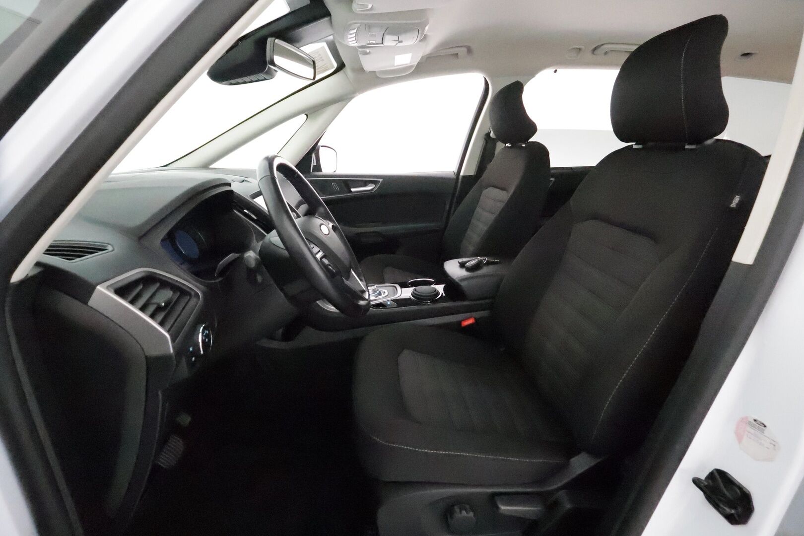 FORD GALAXY 2022 2.5 Duratec FHEV Edition 7-P * ACC / P.kamera / Navi / LED / BLIS / Digimittaristo * - Kahdet renkaat aluvanteilla
