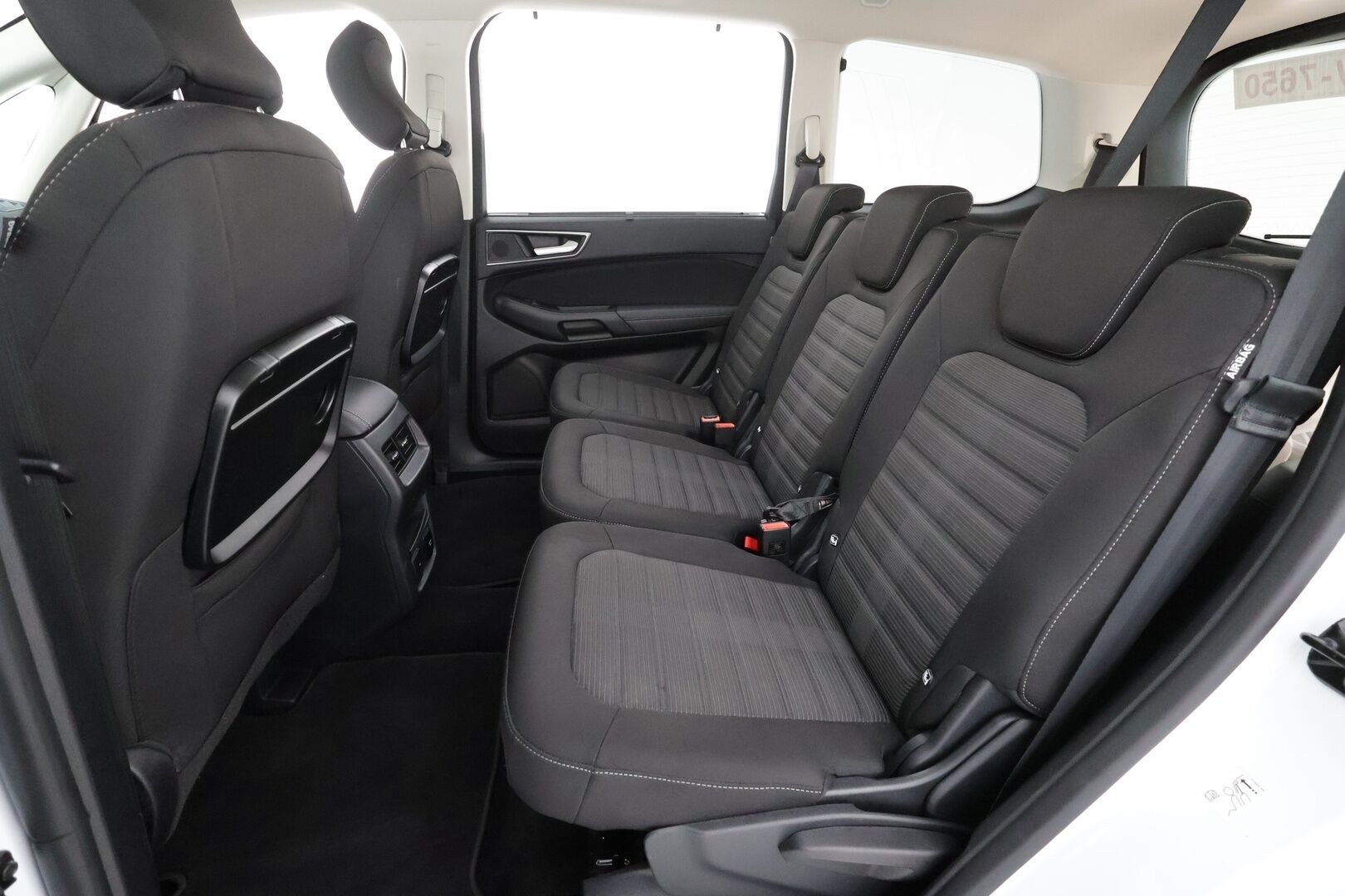 FORD GALAXY 2022 2.5 Duratec FHEV Edition 7-P * ACC / P.kamera / Navi / LED / BLIS / Digimittaristo * - Kahdet renkaat aluvanteilla