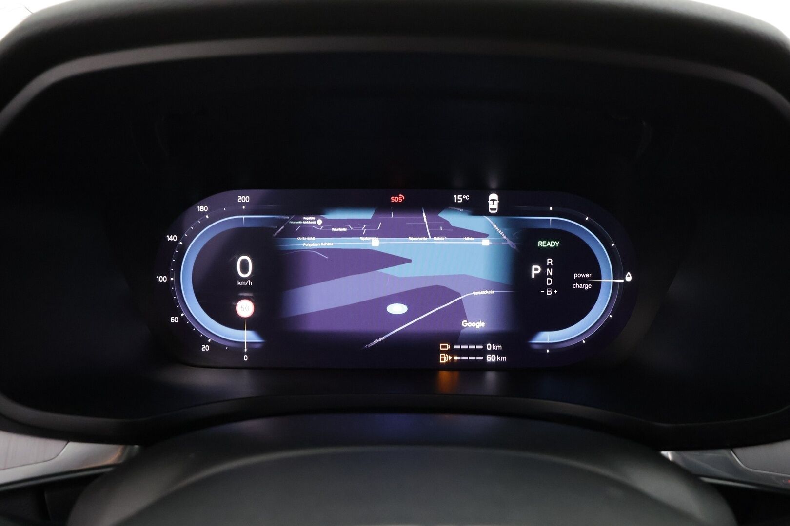 Volvo V60 2023 T6 Long Range Core Bright * ACC / P.kamera / Koukku / LED / Navi / Facelift / BLIS * - Kahdet renkaat aluvanteilla / Merkkihuollettu