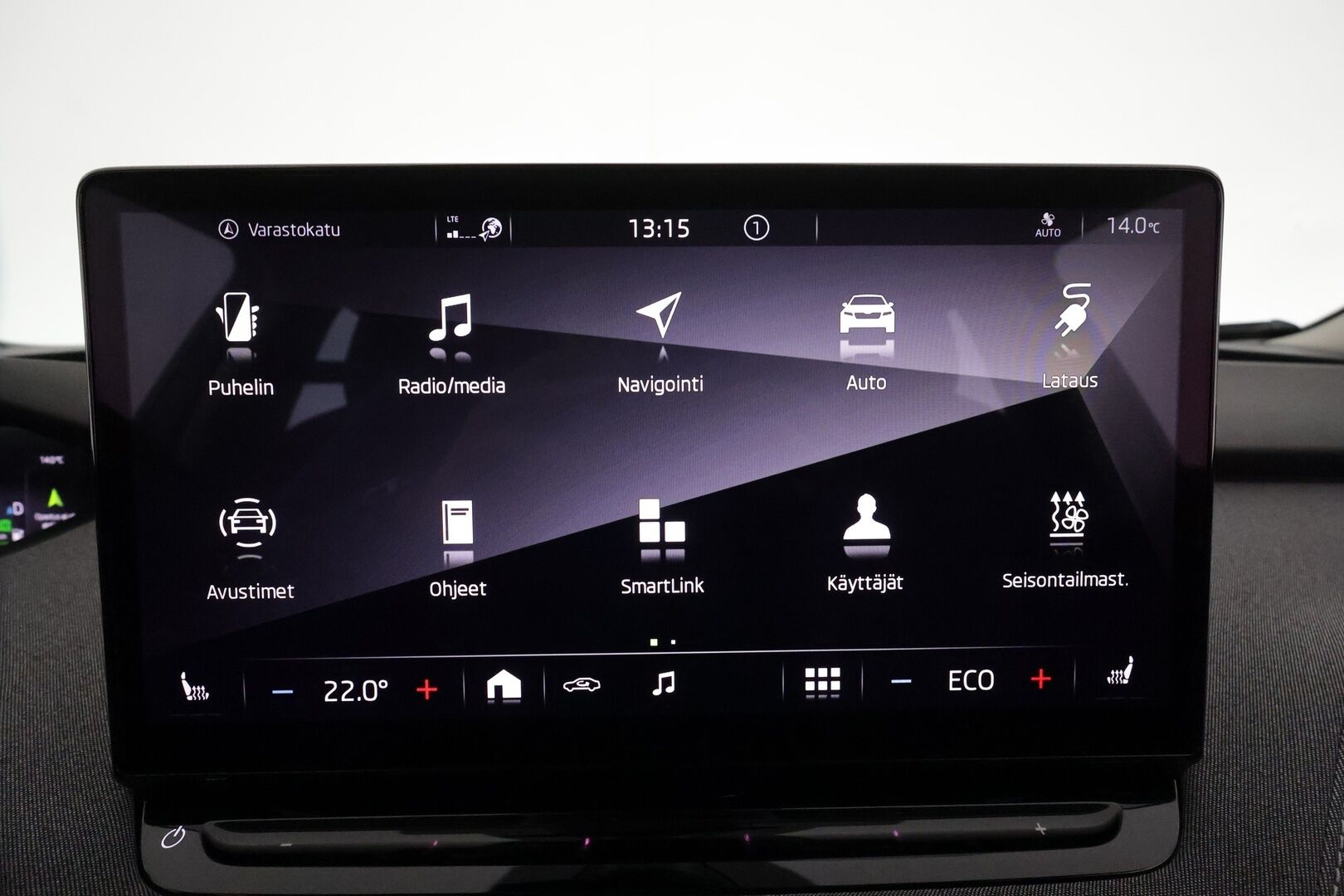 SKODA ENYAQ 2022 80 iV * ILP / Koukku / ACC / LED / P.kamera / Hierova Muistipenkki / Navi / Kaistavahti / Digimittaristo * - Merkkihuollettu! / Akku kuntotarkastettu - Osta nyt, maksa vasta ensi vuonna