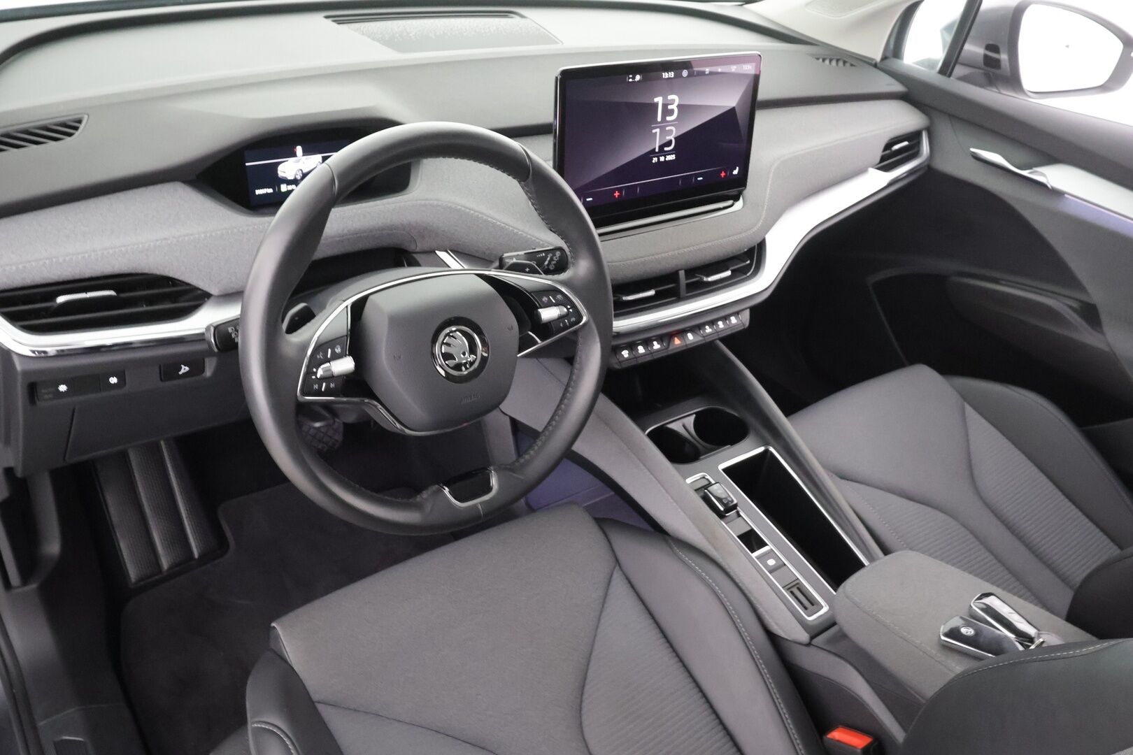 SKODA ENYAQ 2022 80 iV * ILP / Koukku / ACC / LED / P.kamera / Hierova Muistipenkki / Navi / Kaistavahti / Digimittaristo * - Merkkihuollettu! / Akku kuntotarkastettu - Osta nyt, maksa vasta ensi vuonna