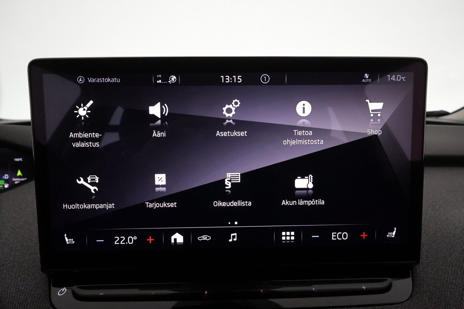 SKODA ENYAQ 2022 80 iV * ILP / Koukku / ACC / LED / P.kamera / Hierova Muistipenkki / Navi / Kaistavahti / Digimittaristo * - Merkkihuollettu! / Akku kuntotarkastettu - Osta nyt, maksa vasta ensi vuonna