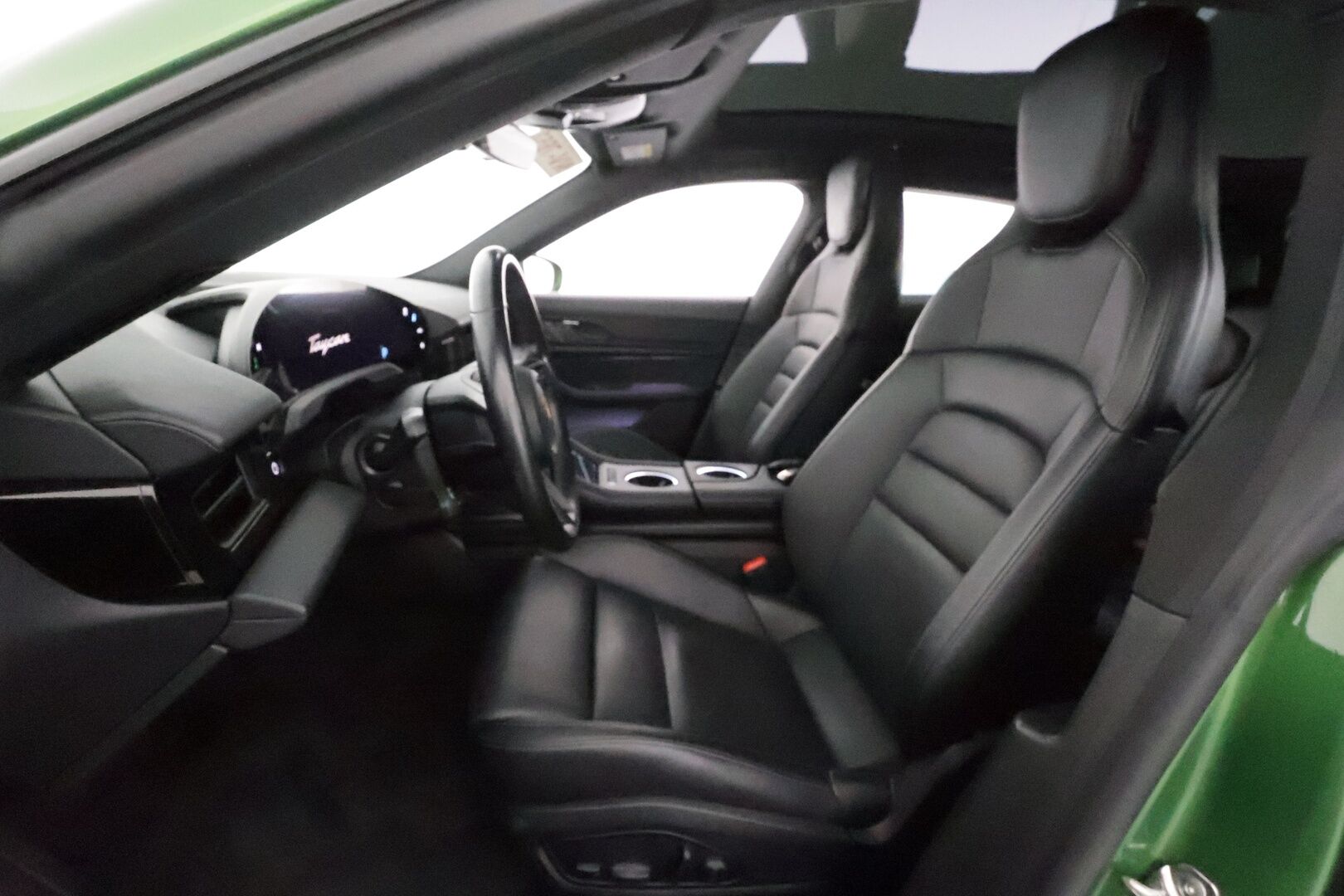 PORSCHE TAYCAN 2022 4 Cross Turismo * Lasikatto / ILP / Bose / ACC / LED / P.kamera / Ilma-alusta / Ilmastoidut Sportnahat Muistilla / Navi* - 2x Latauskaapelit / Merkkihuollettu!