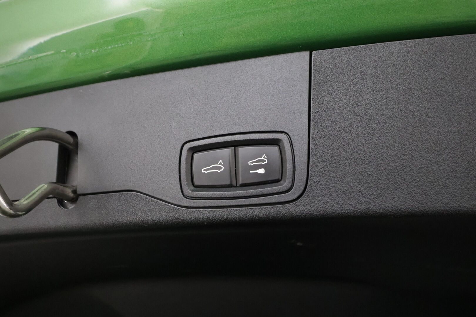 PORSCHE TAYCAN 2022 4 Cross Turismo * Lasikatto / ILP / Bose / ACC / LED / P.kamera / Ilma-alusta / Ilmastoidut Sportnahat Muistilla / Navi* - 2x Latauskaapelit / Merkkihuollettu!