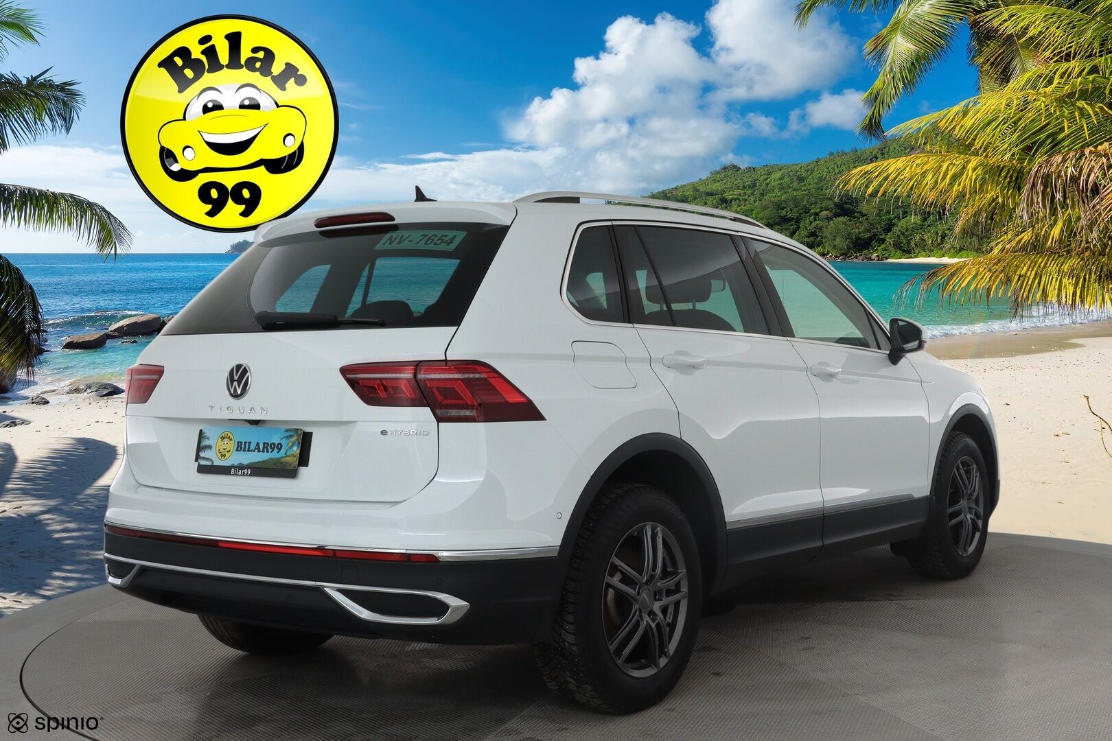 VOLKSWAGEN TIGUAN 2024 Style Business eHybrid 180 kW DSG * Koukku / ACC / Matrix-LED / P.Kamera / Navi / Kaistavahti / Keyless * - 2x Latauskaapelit / Kahdet renkaat / Merkkihuollettu!