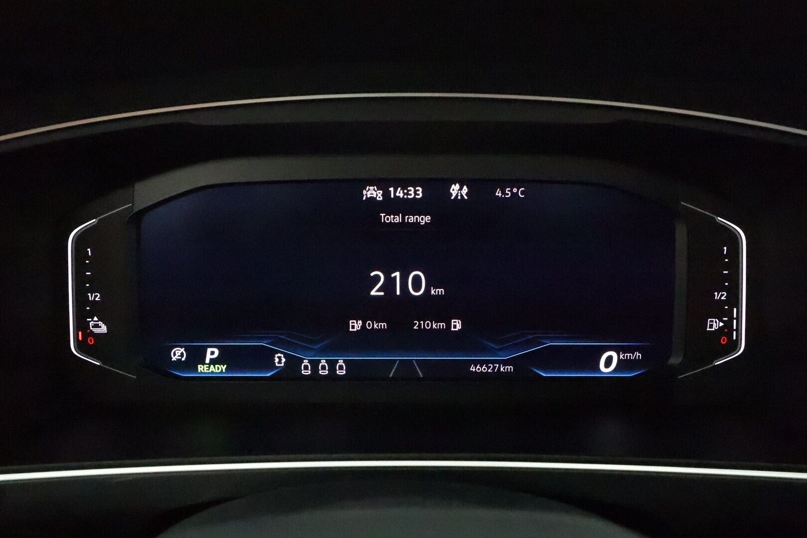 VOLKSWAGEN TIGUAN 2024 Style Business eHybrid 180 kW DSG * Koukku / ACC / Matrix-LED / P.Kamera / Navi / Kaistavahti / Keyless * - 2x Latauskaapelit / Kahdet renkaat / Merkkihuollettu!