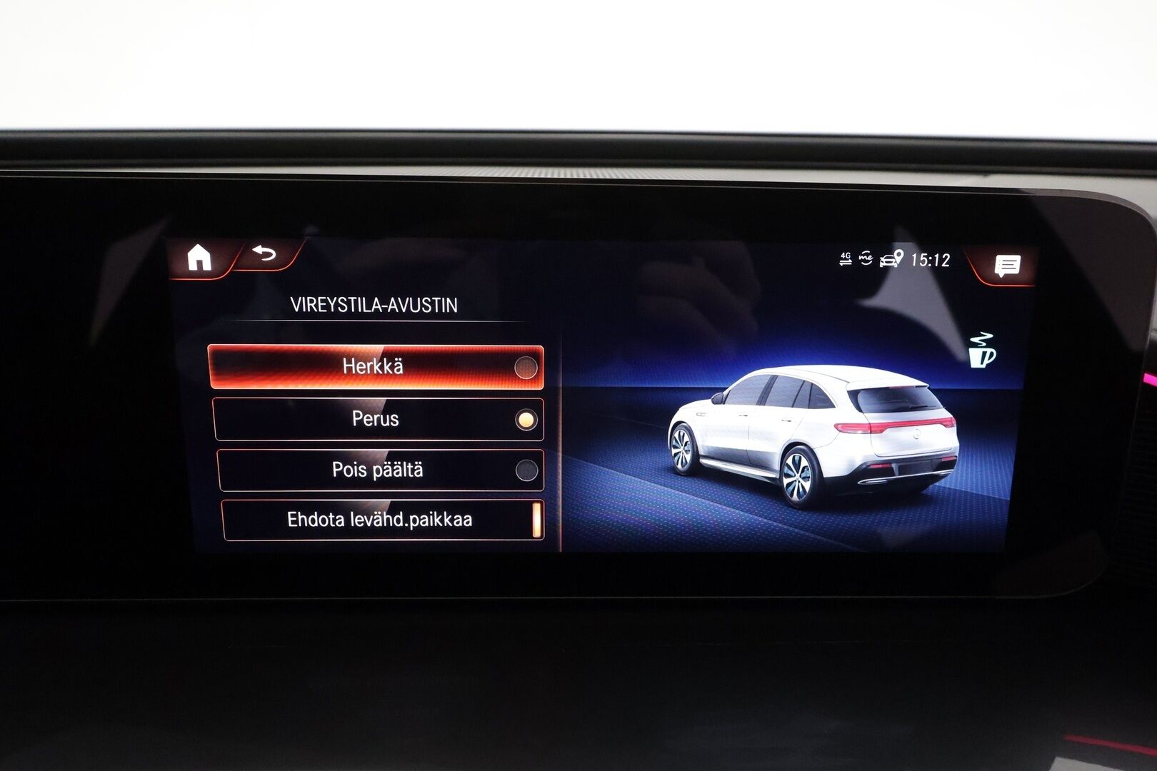 MERCEDES-BENZ EQC 2021 400 4matic * Distronic+ / P.kamera / Widescreen / Multibeam / Midline / Koukku / Navi * - Kahdet renkaat aluvanteilla / Merkkihuollettu