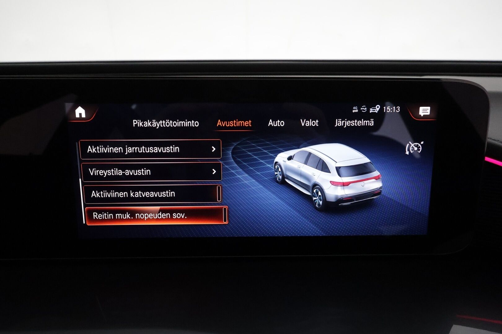 MERCEDES-BENZ EQC 2021 400 4matic * Distronic+ / P.kamera / Widescreen / Multibeam / Midline / Koukku / Navi * - Kahdet renkaat aluvanteilla / Merkkihuollettu