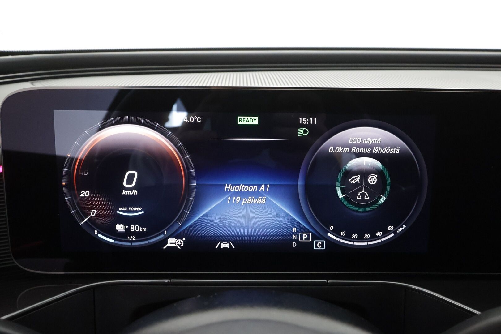 MERCEDES-BENZ EQC 2021 400 4matic * Distronic+ / P.kamera / Widescreen / Multibeam / Midline / Koukku / Navi * - Kahdet renkaat aluvanteilla / Merkkihuollettu