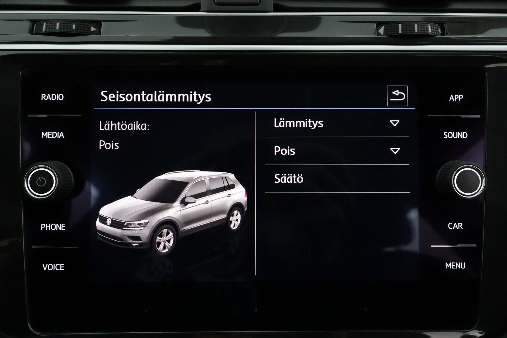 VOLKSWAGEN TIGUAN 2020 2.0 TSI 140kW 4Motion DSG * Panorama / Webasto / Koukku / ACC / Adapt.LED / P.kamera / Kaistavahti * - Kahdet renkaat