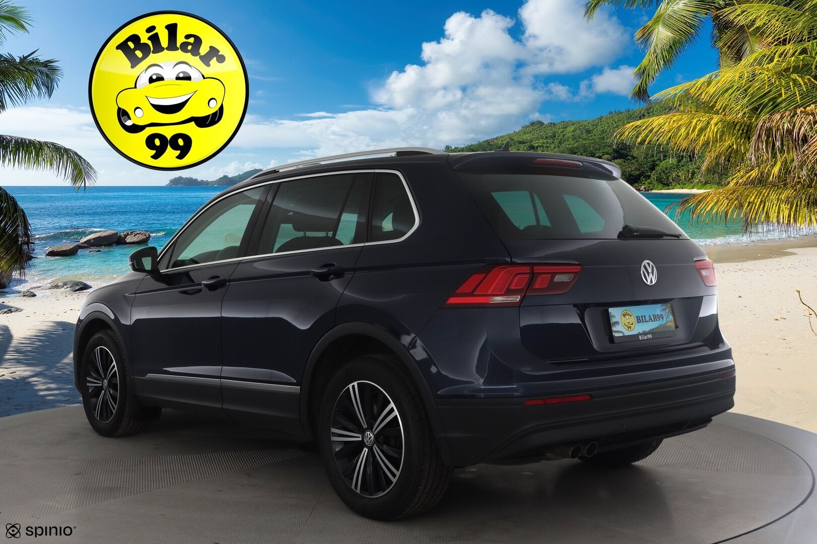 VOLKSWAGEN TIGUAN 2020 2.0 TSI 140kW 4Motion DSG * Panorama / Webasto / Koukku / ACC / Adapt.LED / P.kamera / Kaistavahti * - Kahdet renkaat