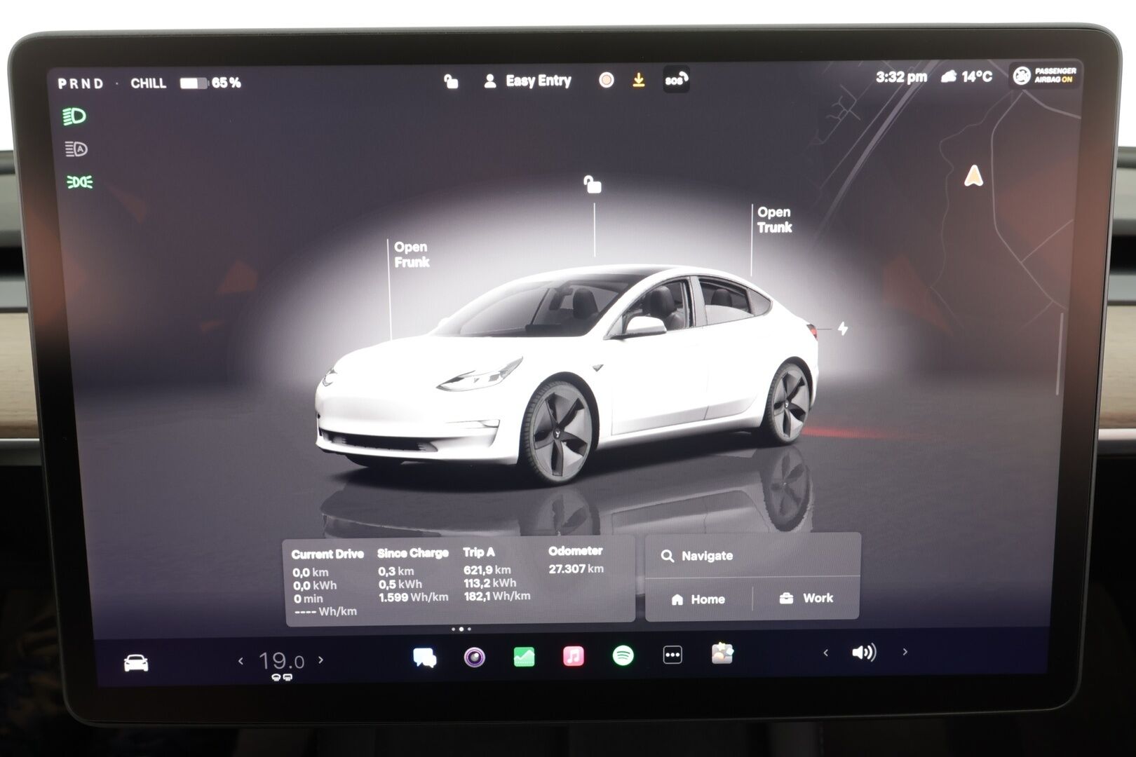 TESLA MODEL 3 2023 Long Range Dual Motor * ILP / ACC / Lasikatto / Matrix-LED / P.kamera / Muistipenkki / Premium Audio / Navi / Keyless * - Akku kuntotarkastettu!